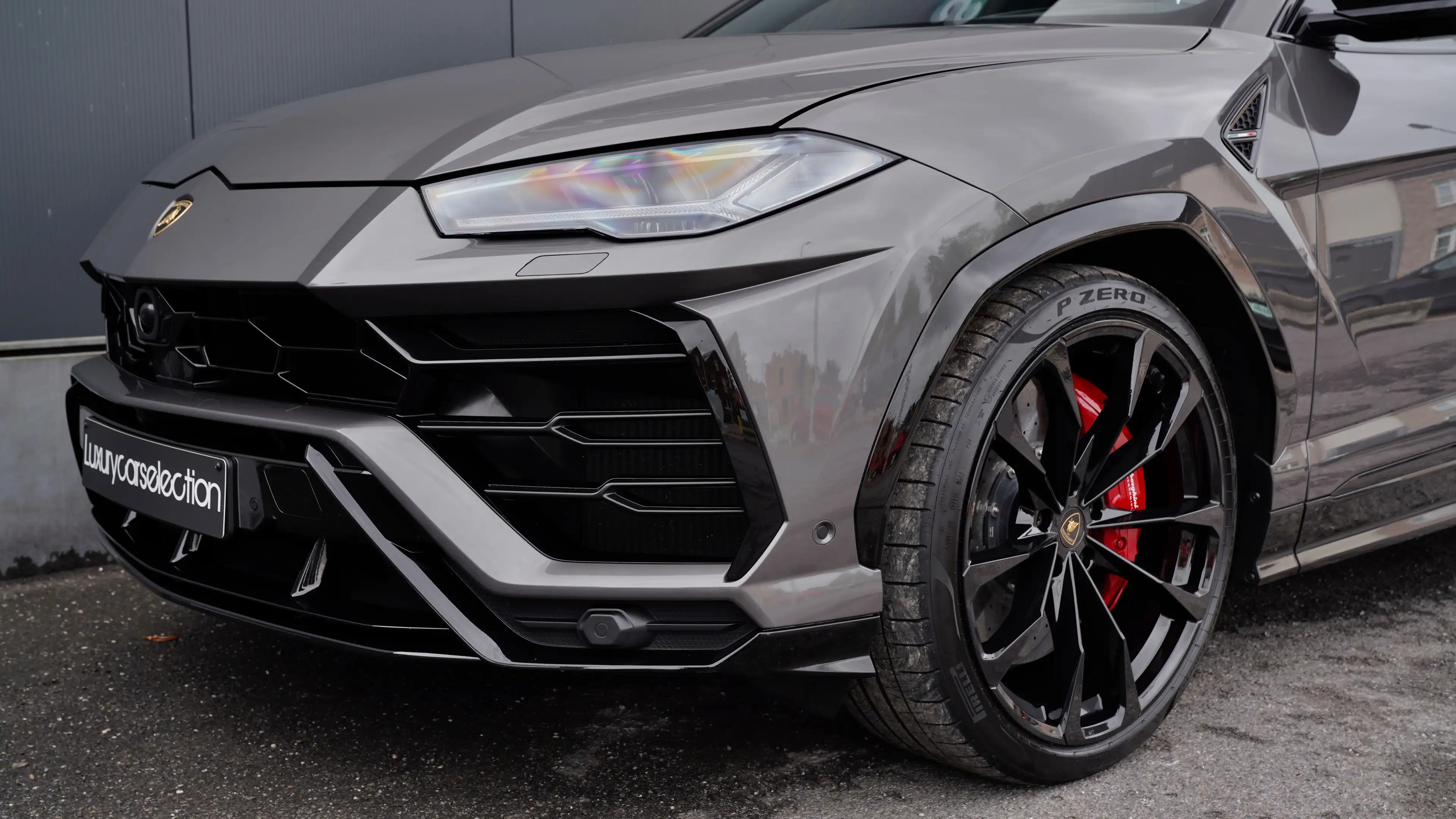 Lamborghini Urus Urus 4.0 V8 *CERAMIC/CARBON/B&O/AKRAPOVIC/FULL* — photo 10