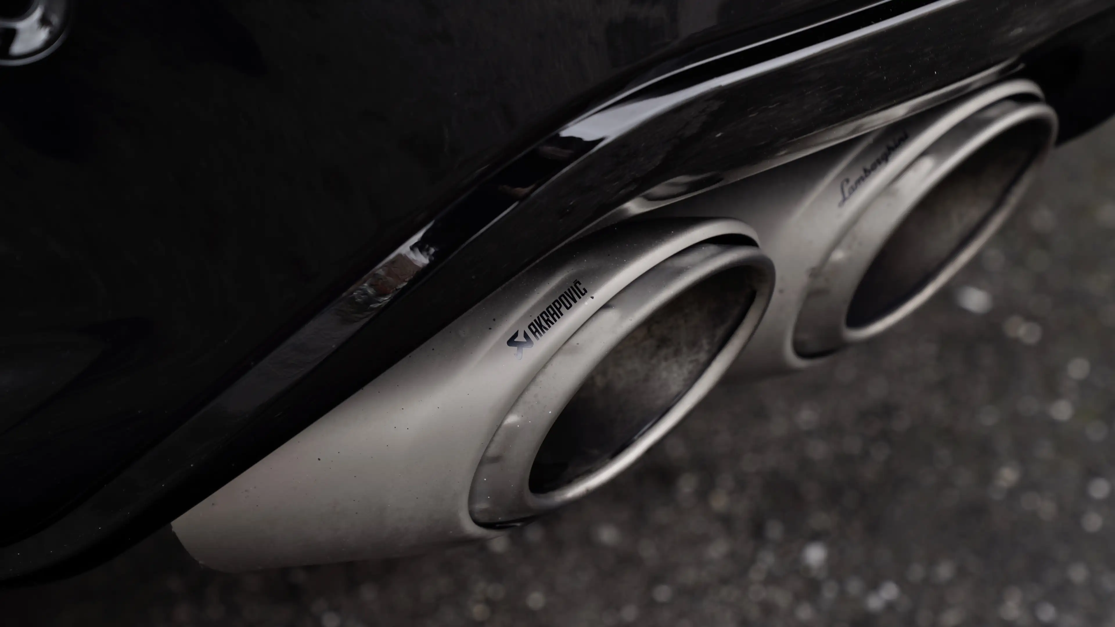 Lamborghini Urus Urus 4.0 V8 *CERAMIC/CARBON/B&O/AKRAPOVIC/FULL* — photo 13