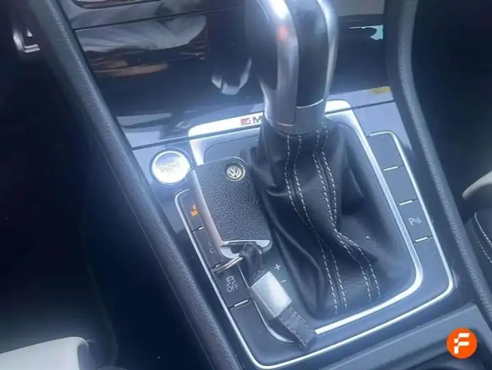 Volkswagen Golf 2018, foto 17
