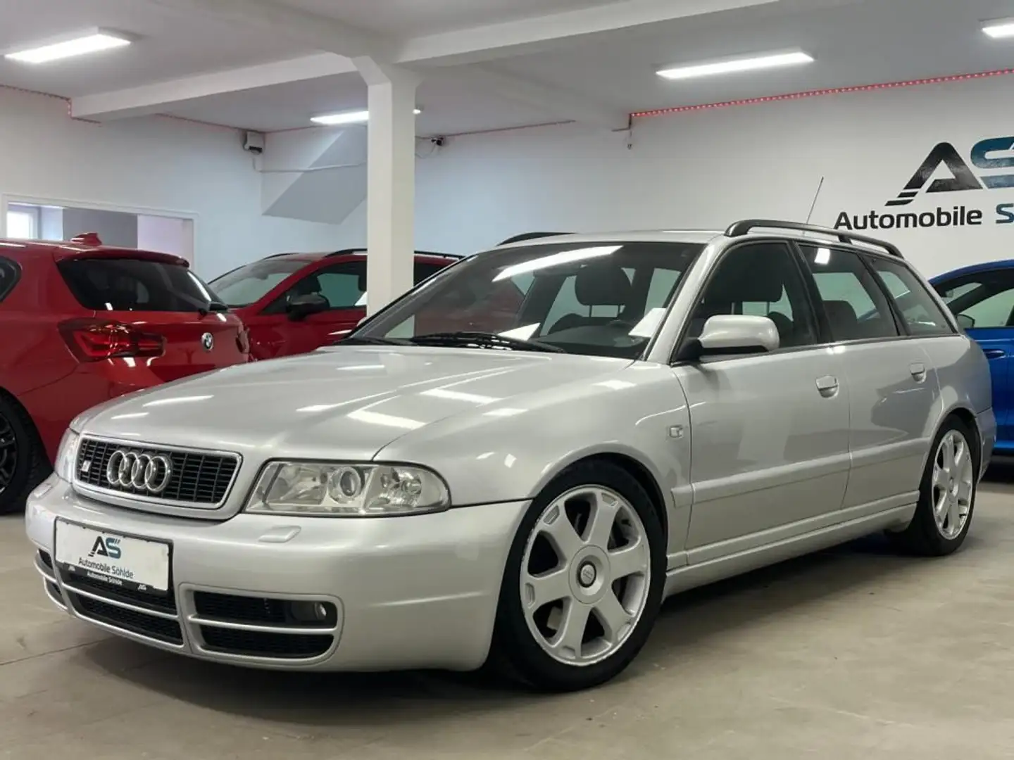 Audi S4 Avant 2.7 V6 quattro Xenon/Schiebe/BOSE/Temp/ Silber - 2