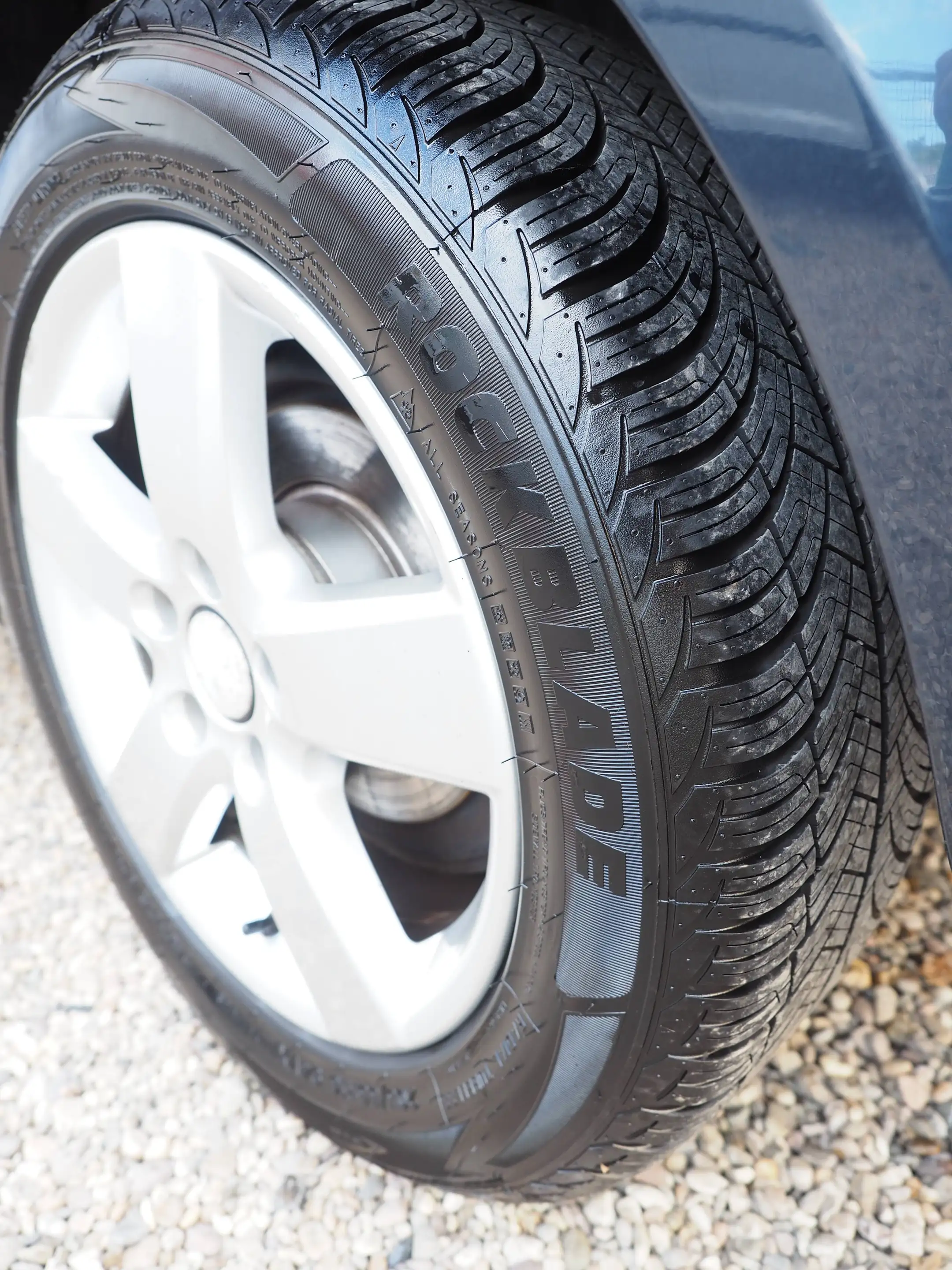 Volkswagen Golf Plus Comfortline Tüv Klima Navi Allwetter — photo 12
