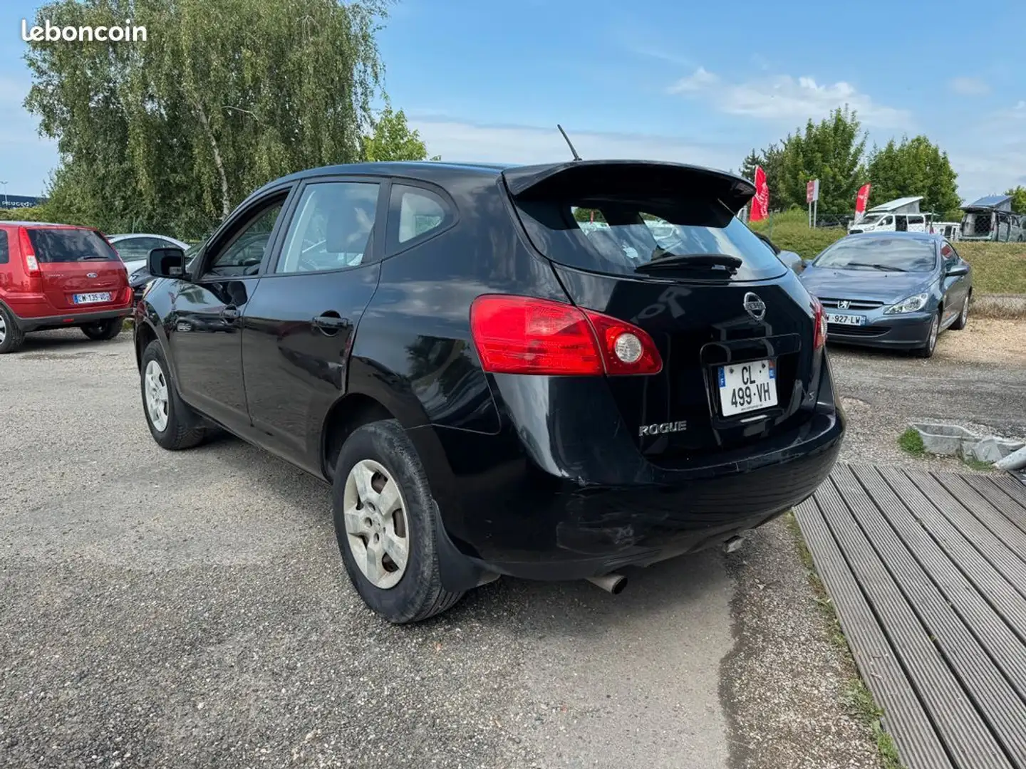 Nissan Rogue 2.5 173ch 4x4 Schwarz - 2