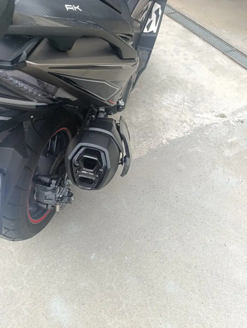 Kymco AK 550 Bronz - 1