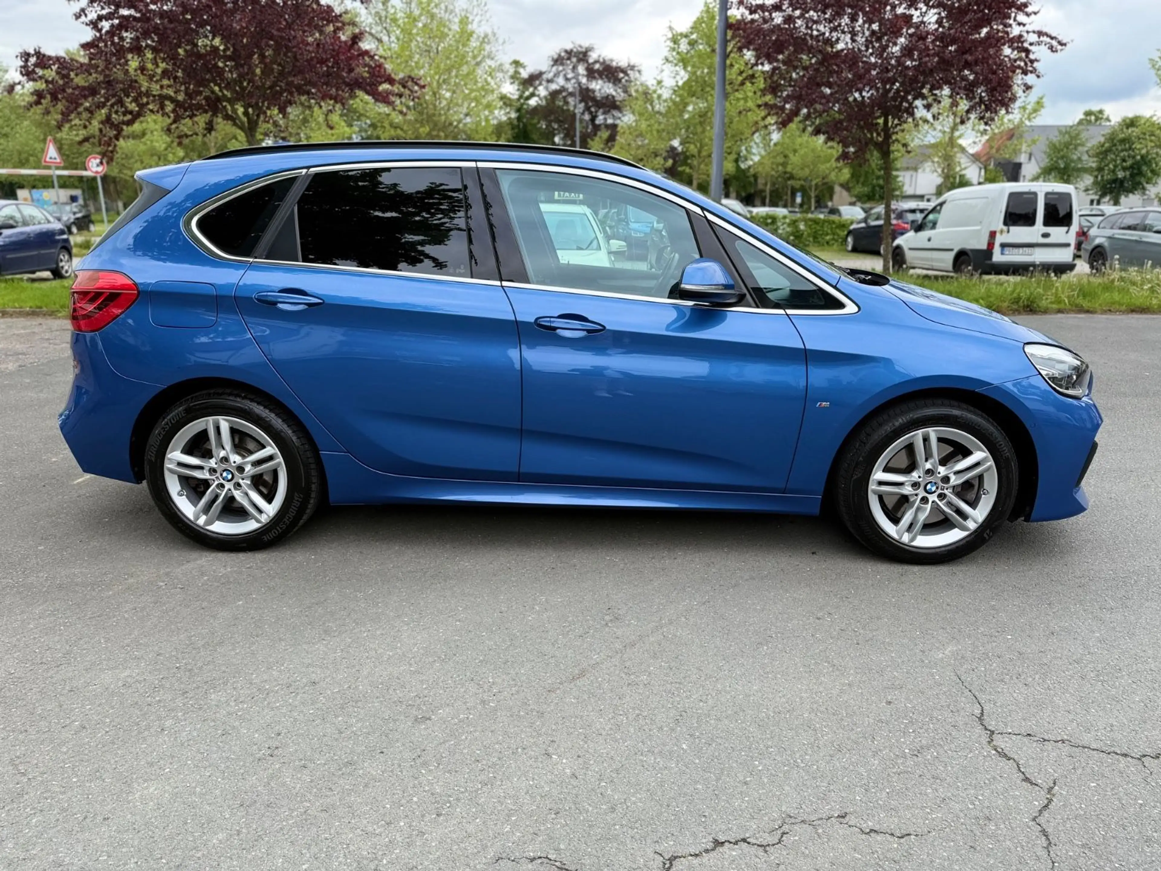 BMW 225 Active Tourer 225xe M Sport ACC Spur. 8xbereift — photo 4