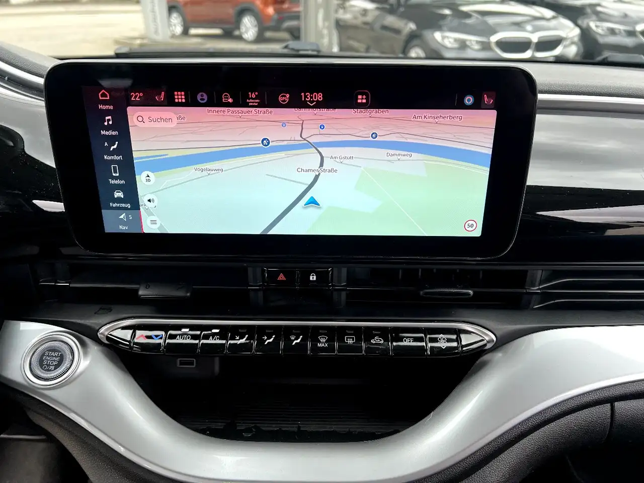 Fiat 500e Elektro Icon *LED Navi Sitzheizung Klima Alu 19