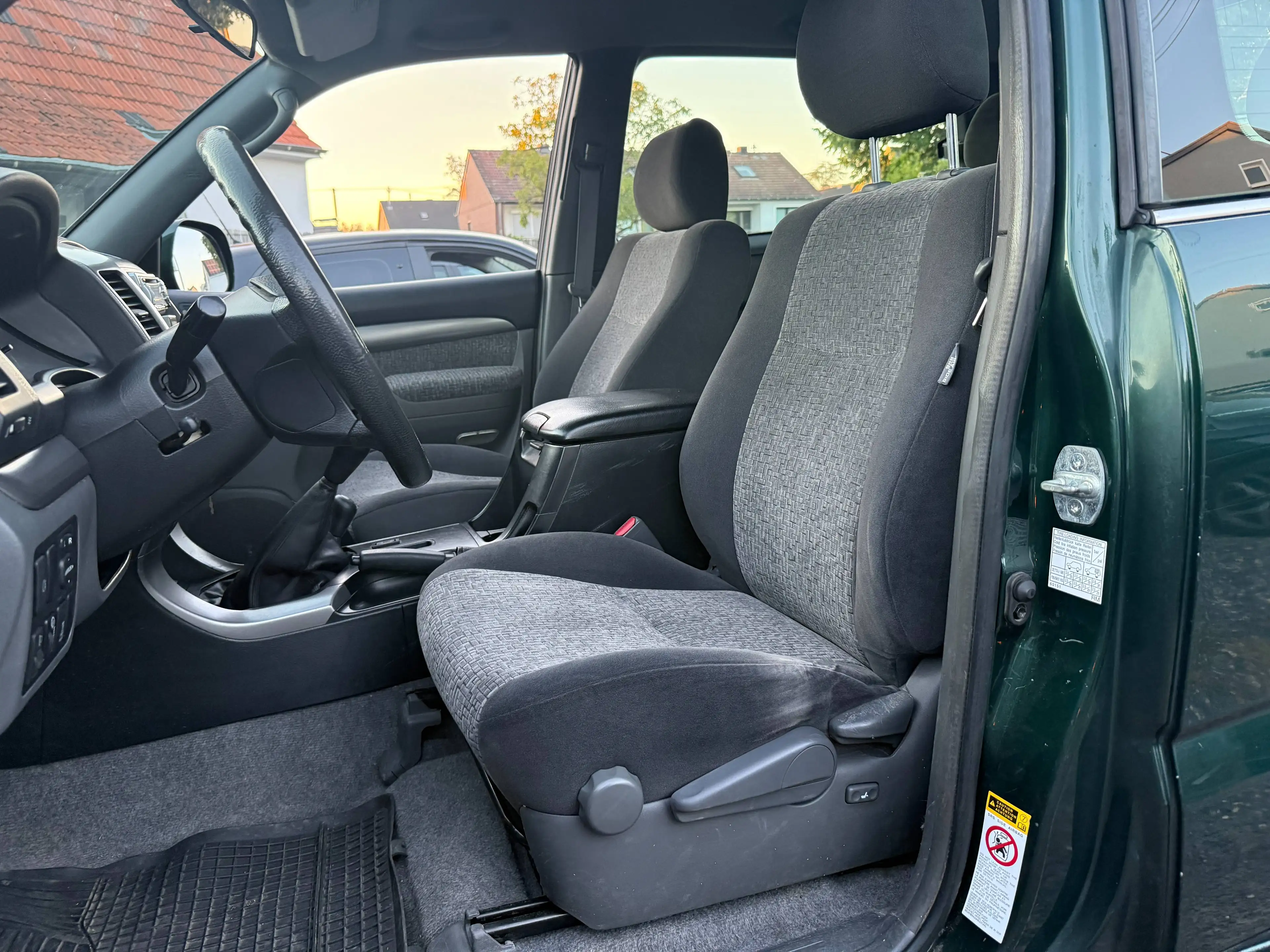 Toyota Land Cruiser 3.0 D-4D Klima original 155tkm — photo 10