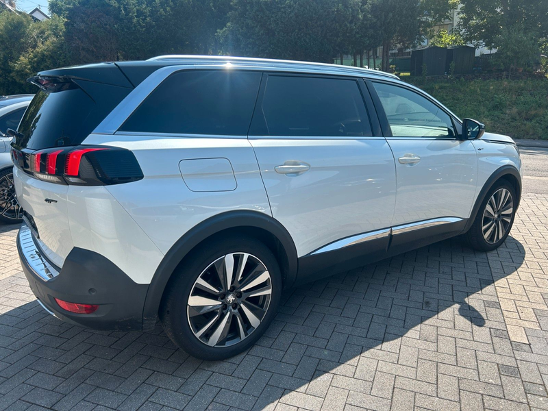 Peugeot 5008 GT — photo 4