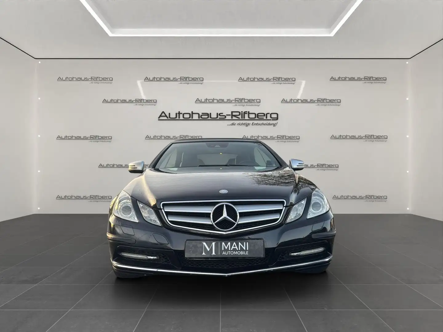 Mercedes-Benz E 250 CDI Avantgarde Cabrio Navi/Bi-Xenon/Leder Noir - 2