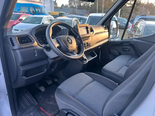 Renault Master view 8