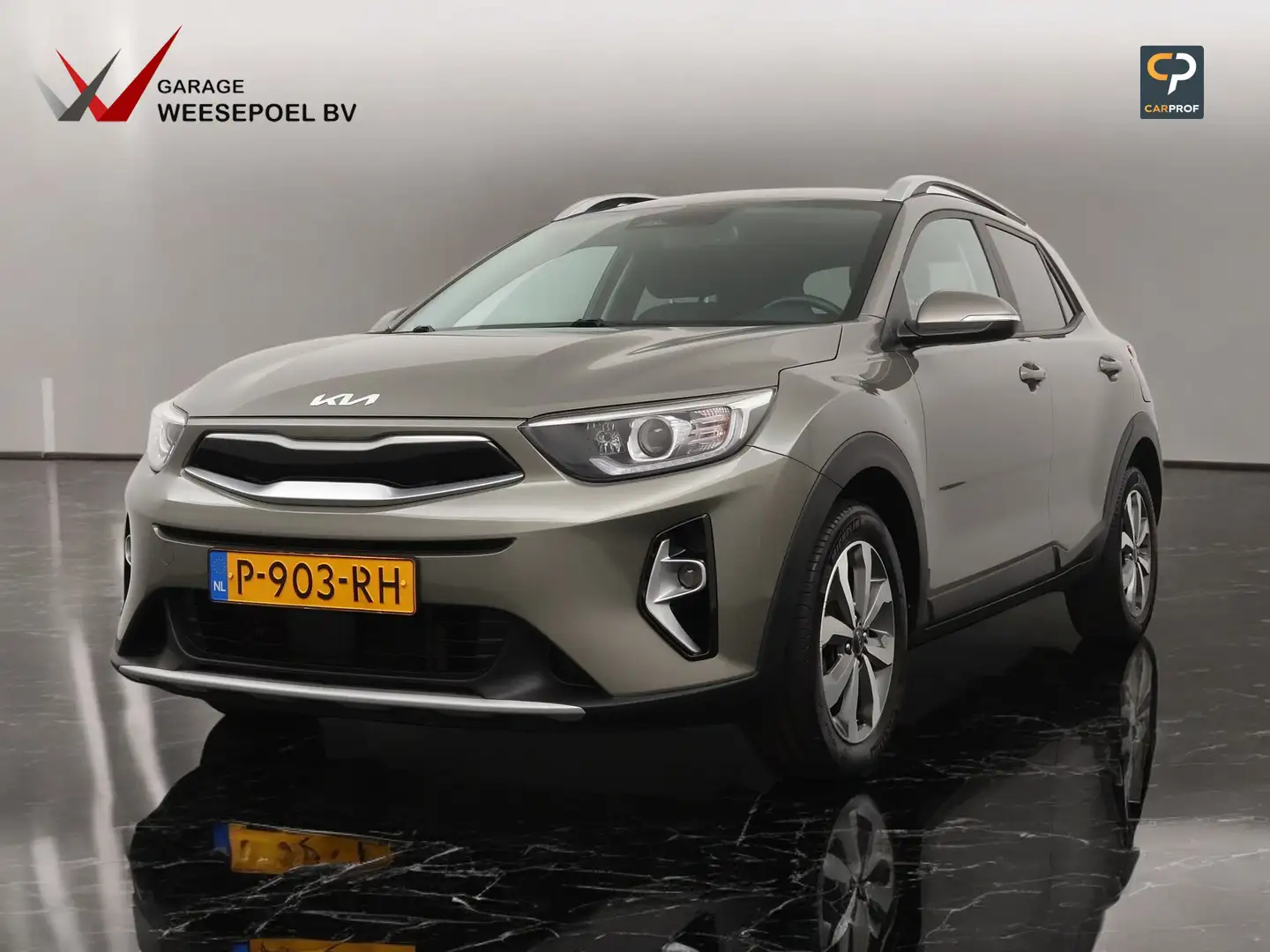 Kia Stonic 1.0 T-GDi MHEV 100pk DynamicPlusLine - Navigatie - Groen - 1