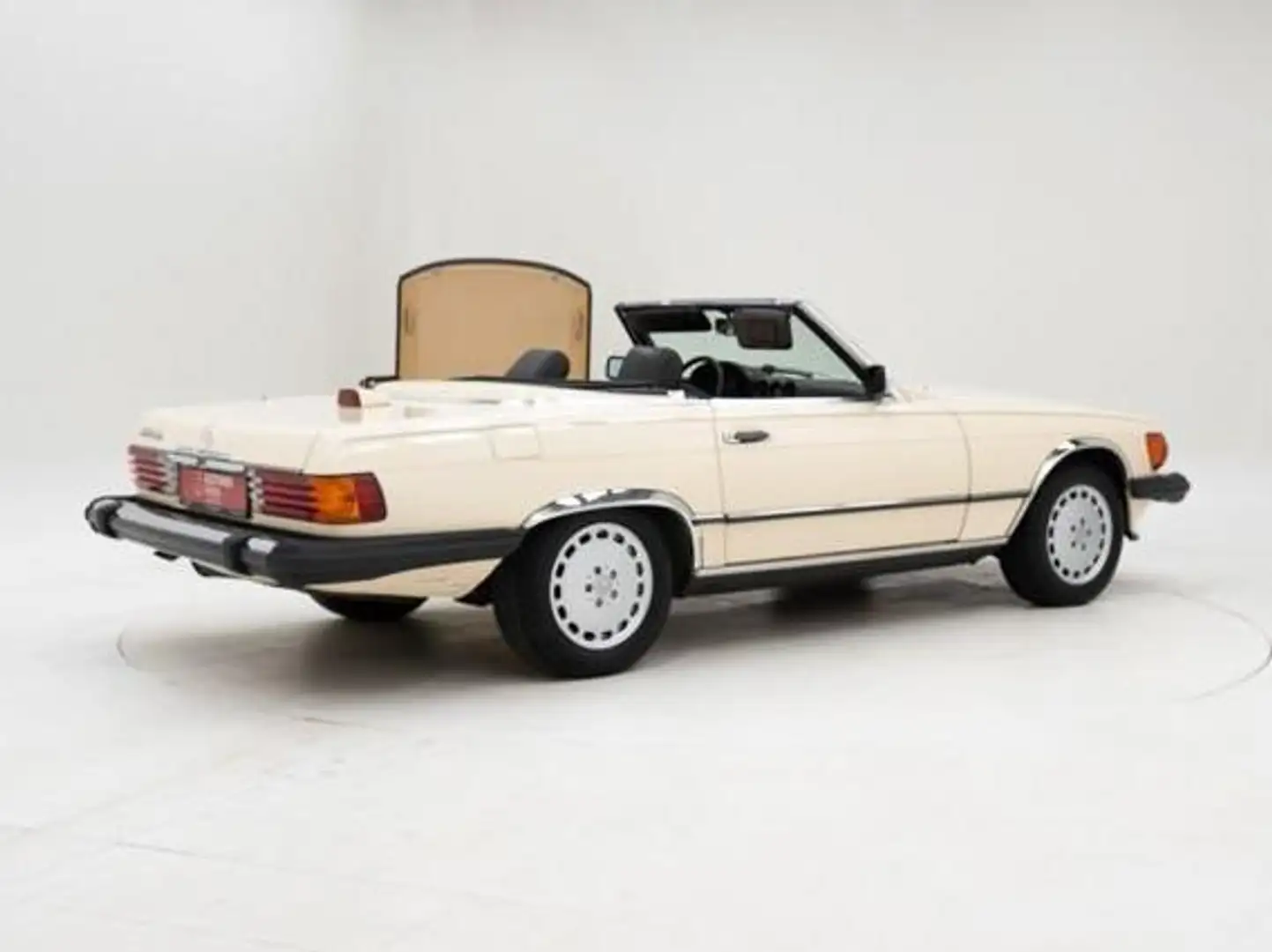 Mercedes-Benz SL 560 '86 CH7464 Beige - 2