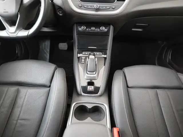 Opel Grandland X view 12