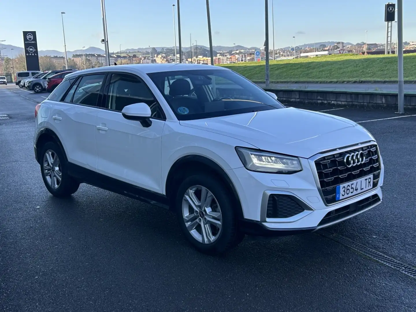 Audi Q2 35 TDI Advanced S tronic 110kW Weiß - 2