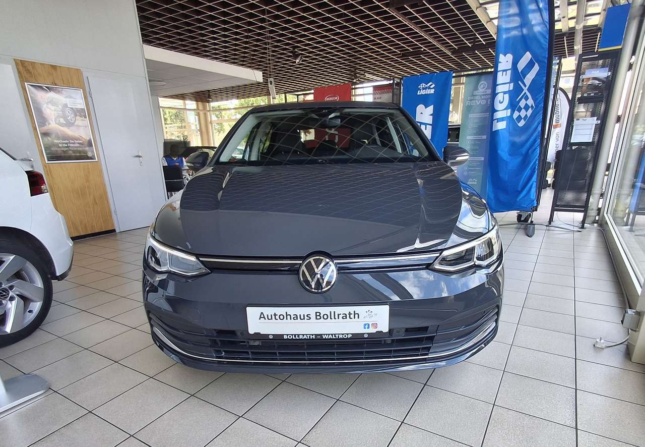 Volkswagen Golf 2024 — Golf VIII 1.0 TSI OPF Move