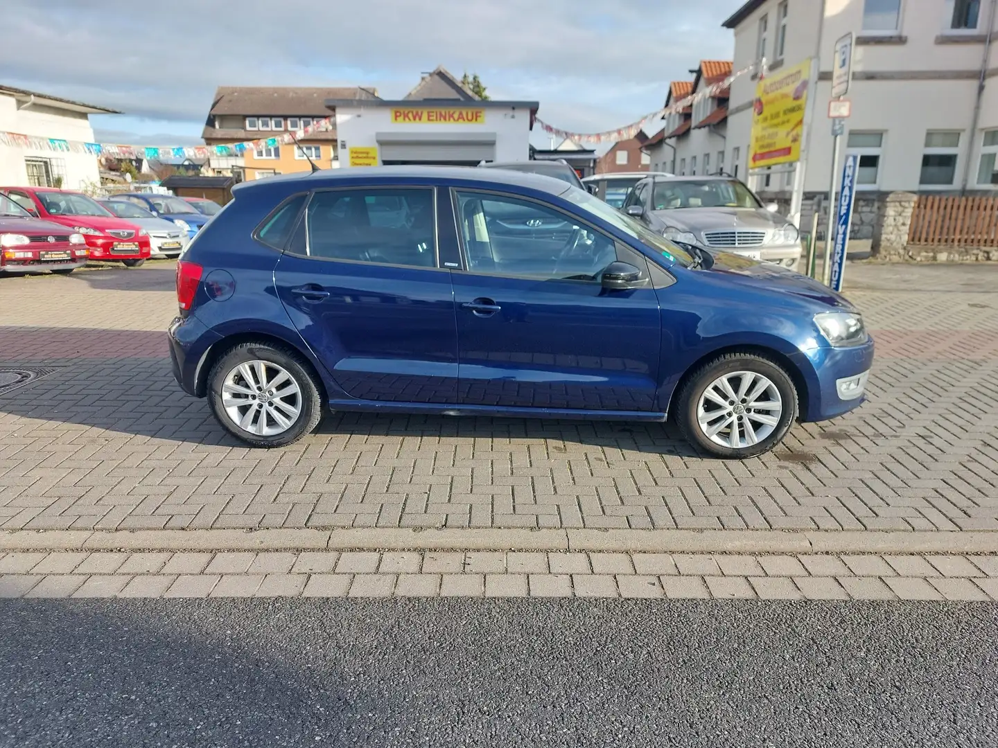 Volkswagen Polo Style TÜV/1.2027 12 Monate Garantie Auf Wunsch Blau - 1