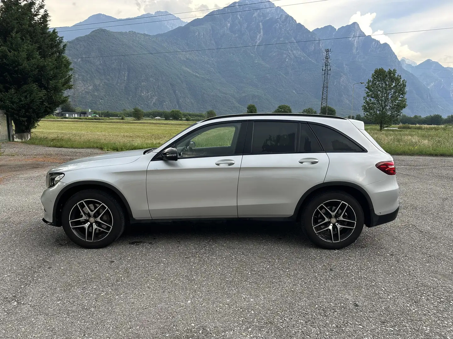 Mercedes-Benz GLC 250 d Premium 4matic, allestimento AMG, luci logo Argento - 2
