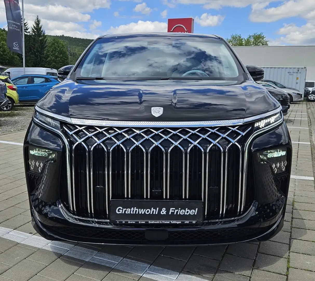 DFSK Forthing 9 HEV 1.5-T DHT 7-Sitzer Noir - 2