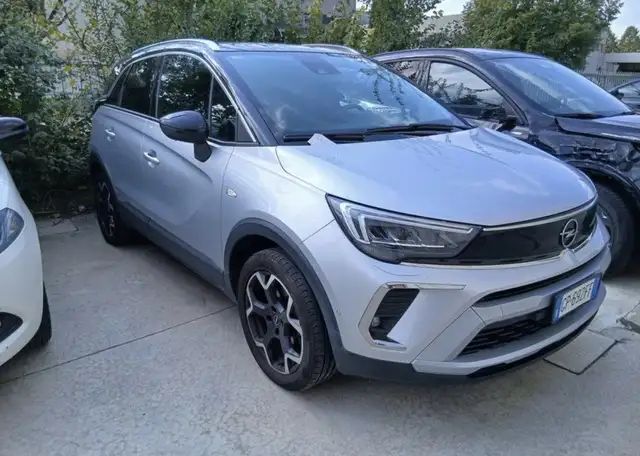 Opel Crossland view 2