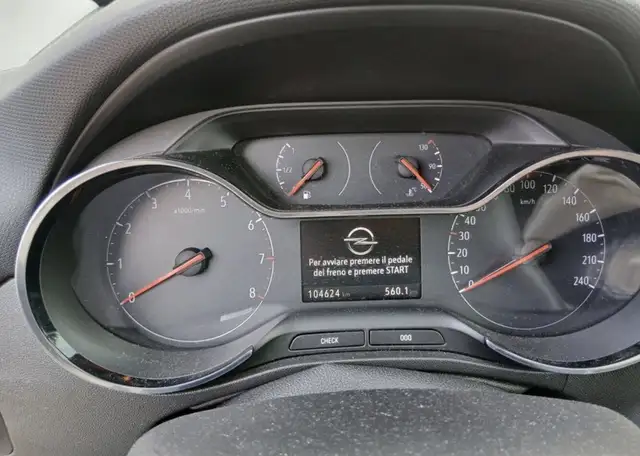 Opel Crossland view 7