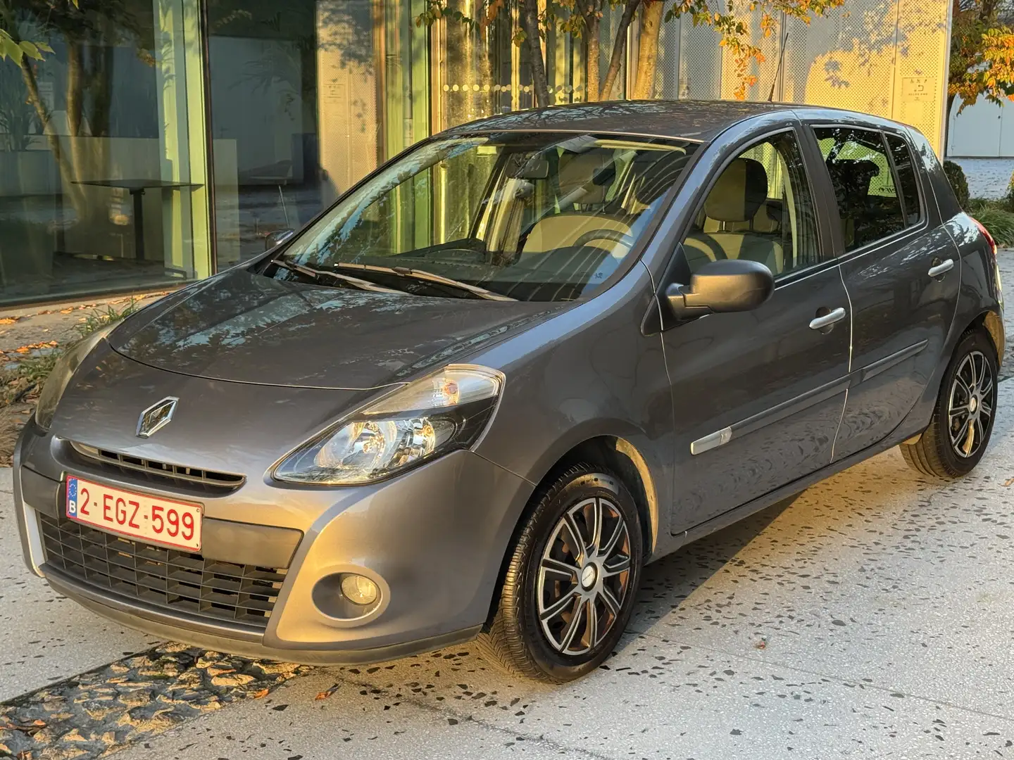 Renault Clio 1.5 dCi Ice-Watch FAP - 1