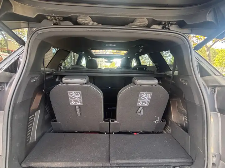 Peugeot 5008 2021, foto 22