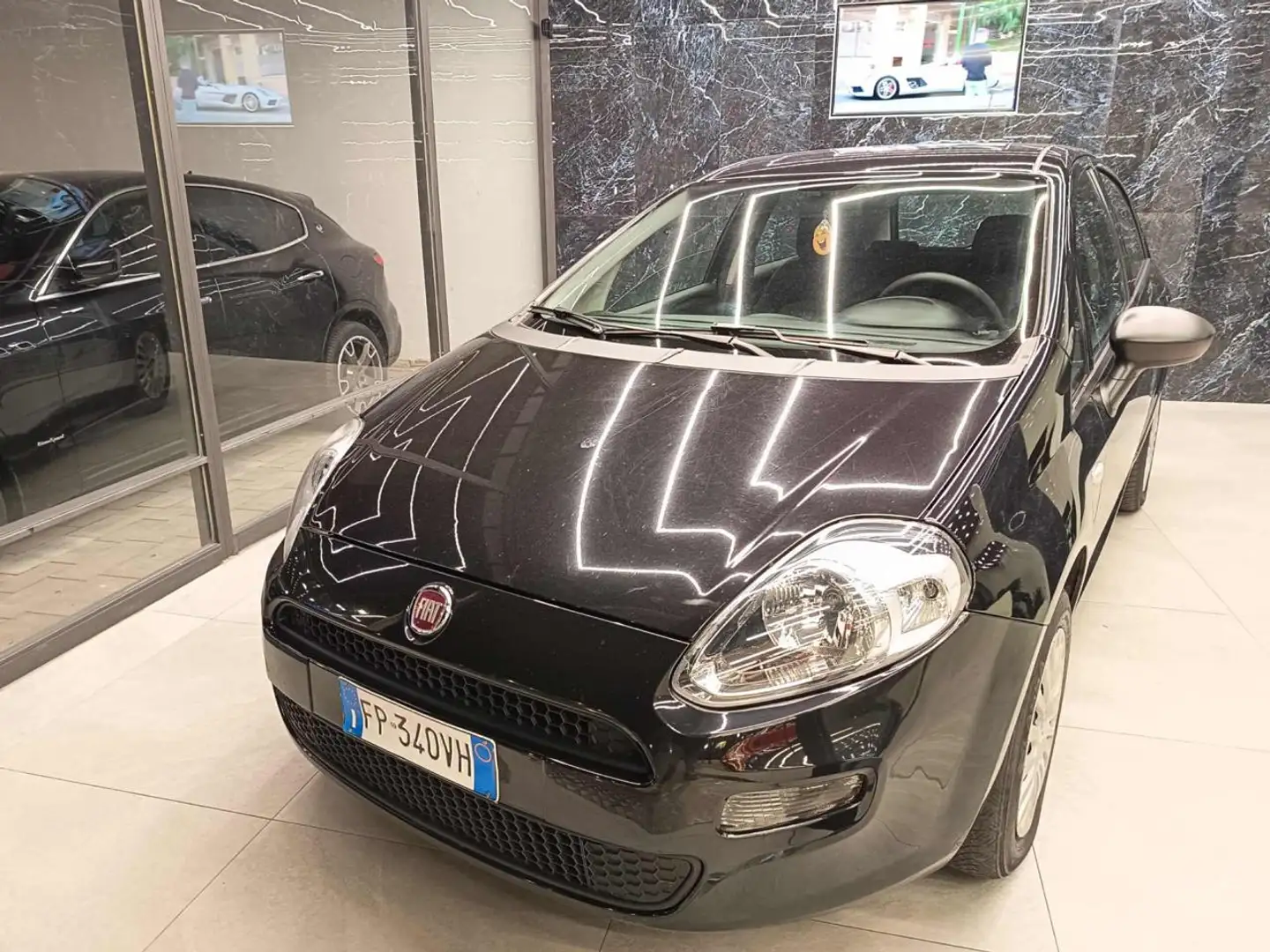 Fiat Punto 1.2 8V 5 porte Street Nero - 2