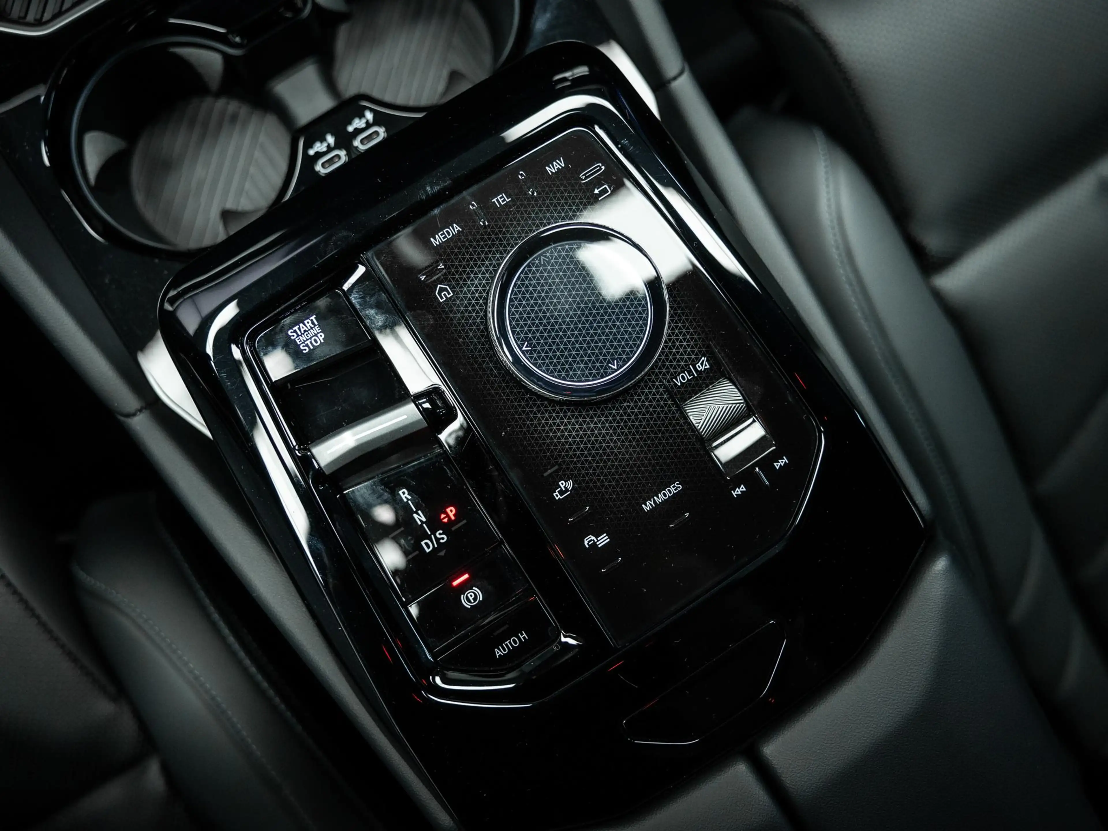 BMW 530 5-serie Touring 530e xDrive Vol uitgevoerde 530E m — photo 23