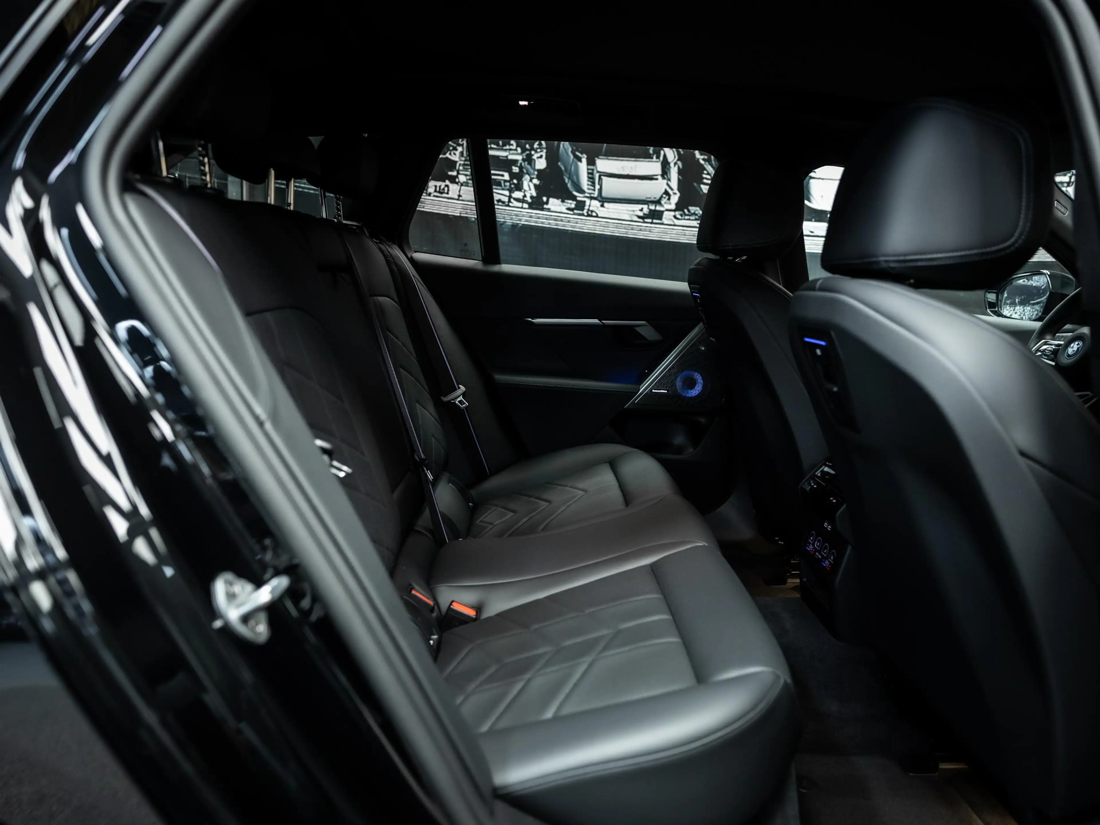 BMW 530 5-serie Touring 530e xDrive Vol uitgevoerde 530E m — photo 34
