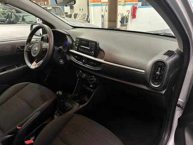 Kia Picanto view 8