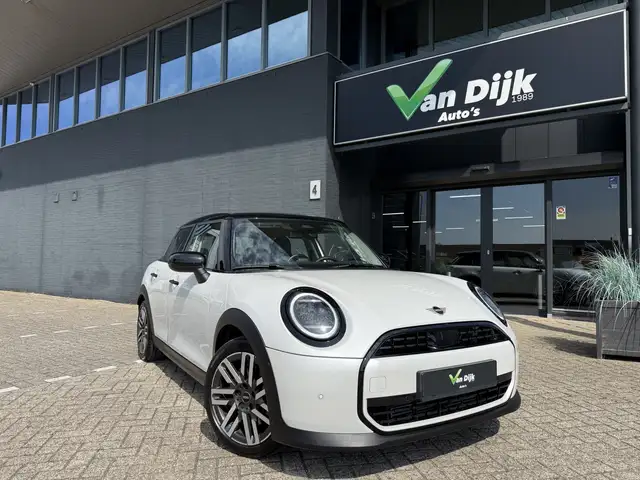 MINI Cooper C 5-Deurs 1.5 Classic S Navi Camera Pdc Head-Up Alar