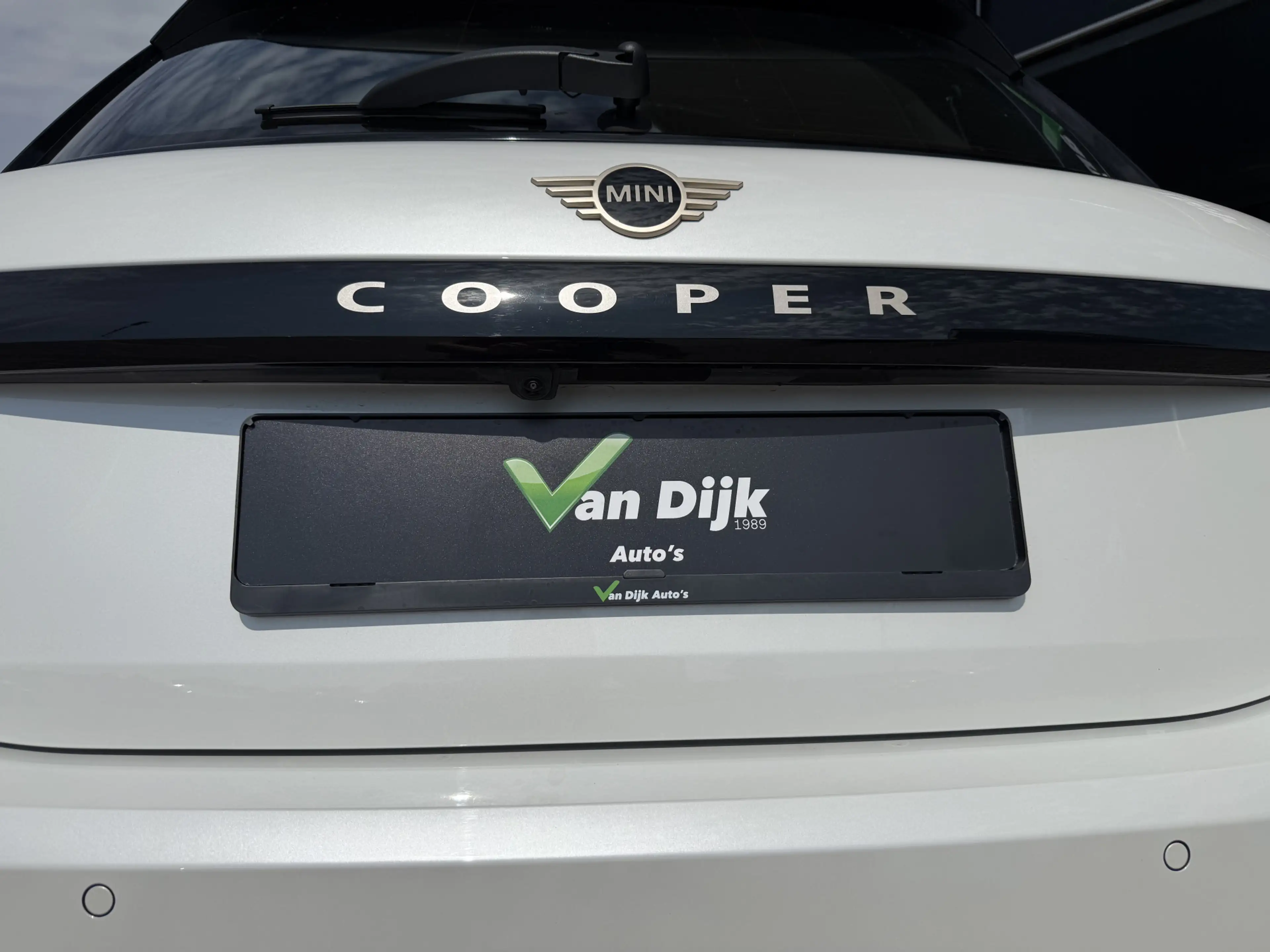 MINI Cooper C 5-Deurs 1.5 Classic S Navi Camera Pdc Head-Up Alar — photo 8