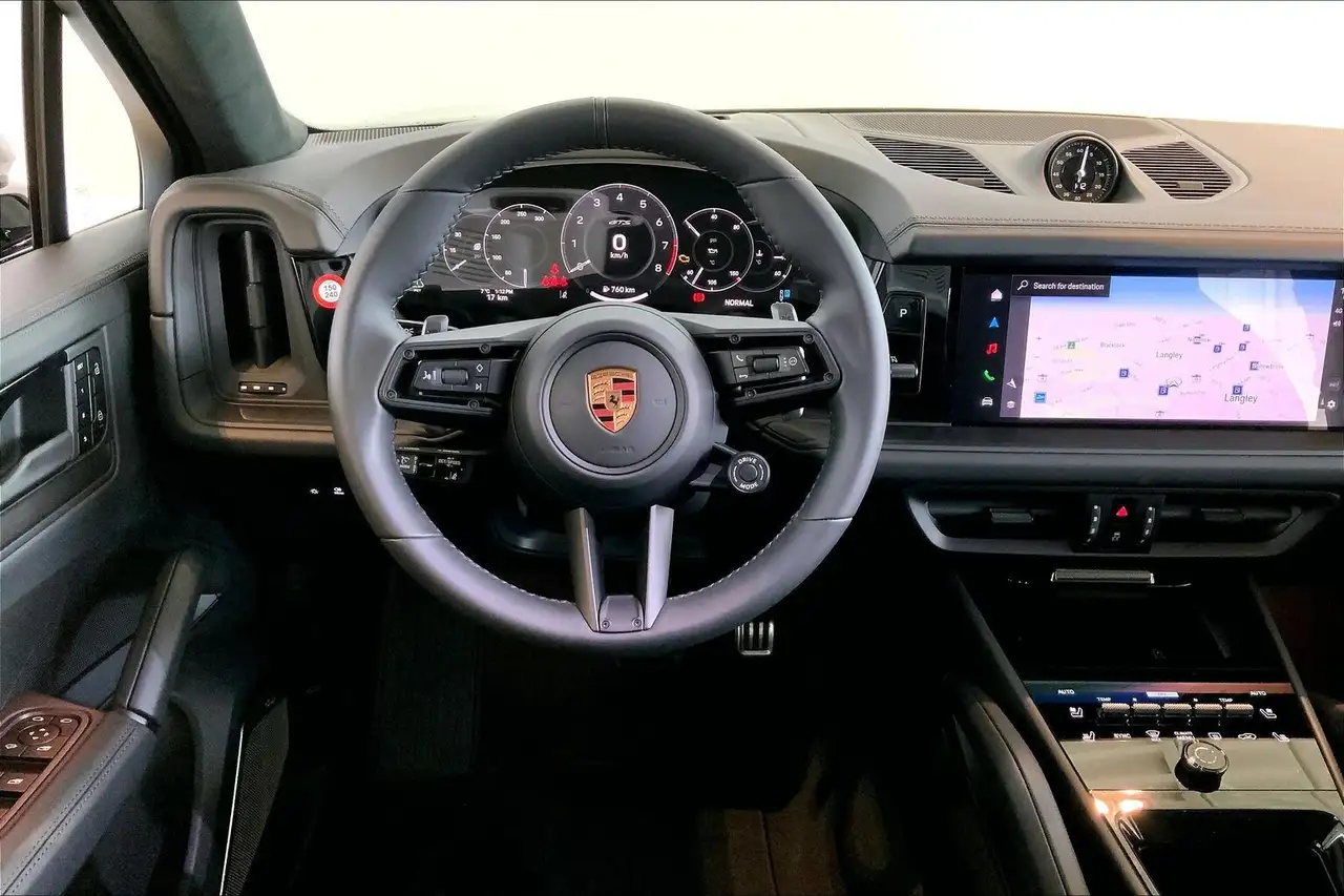 Porsche Cayenne снимка Porsche Cayenne