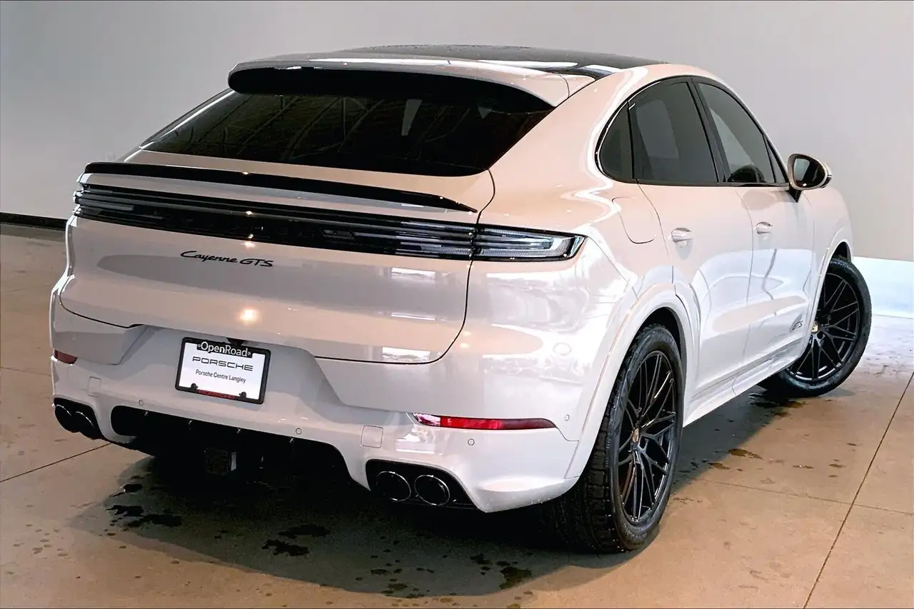 Porsche Cayenne снимка Porsche Cayenne