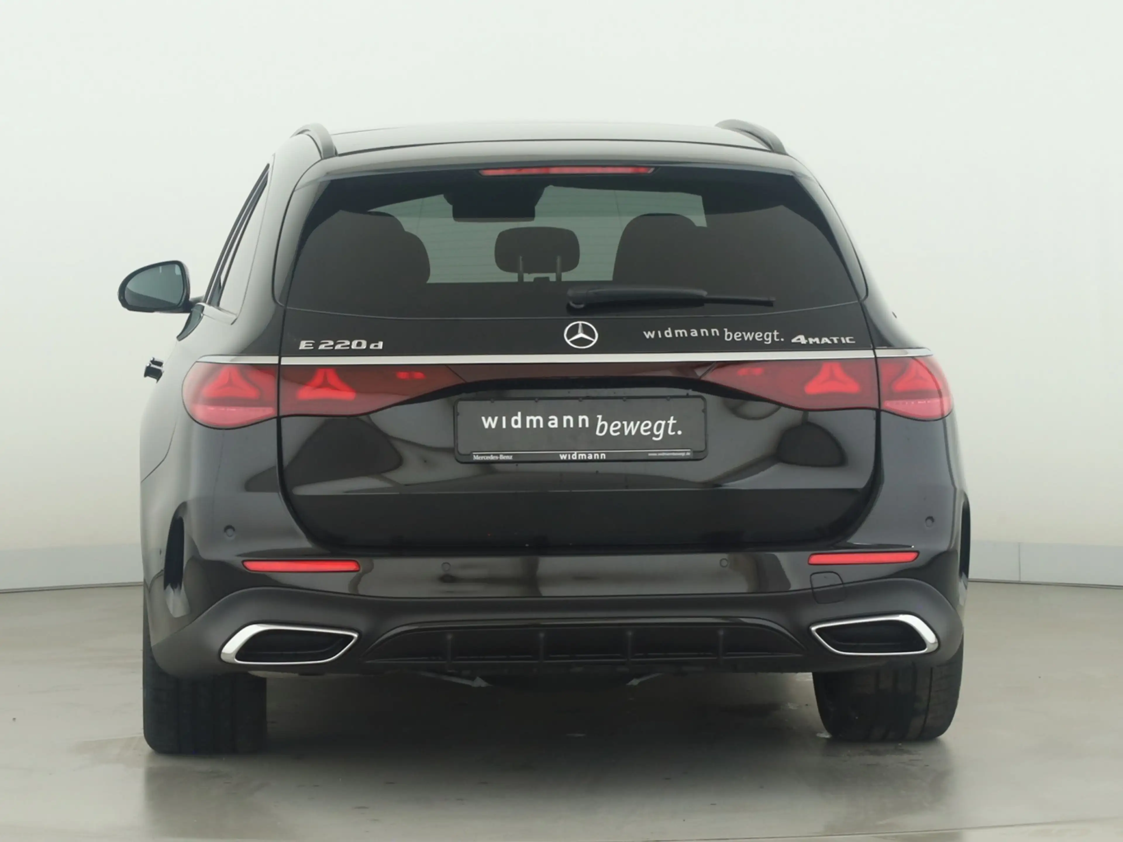 Mercedes-Benz E 220 d 4MATIC T-Modell AUT Bel.Sitz Leder SpurH — photo 4