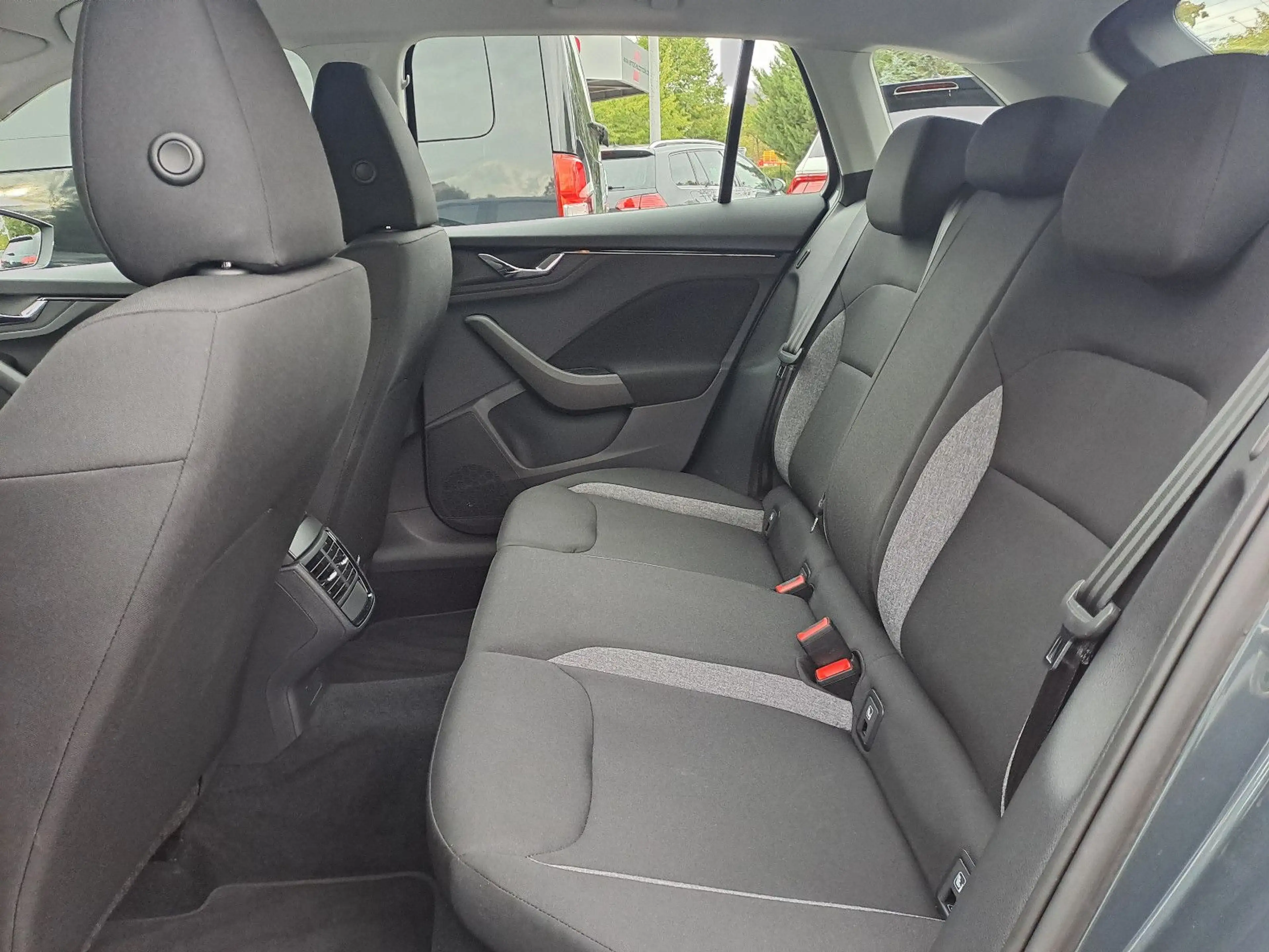 Skoda Scala 1.0 TSI Cool Plus — photo 13