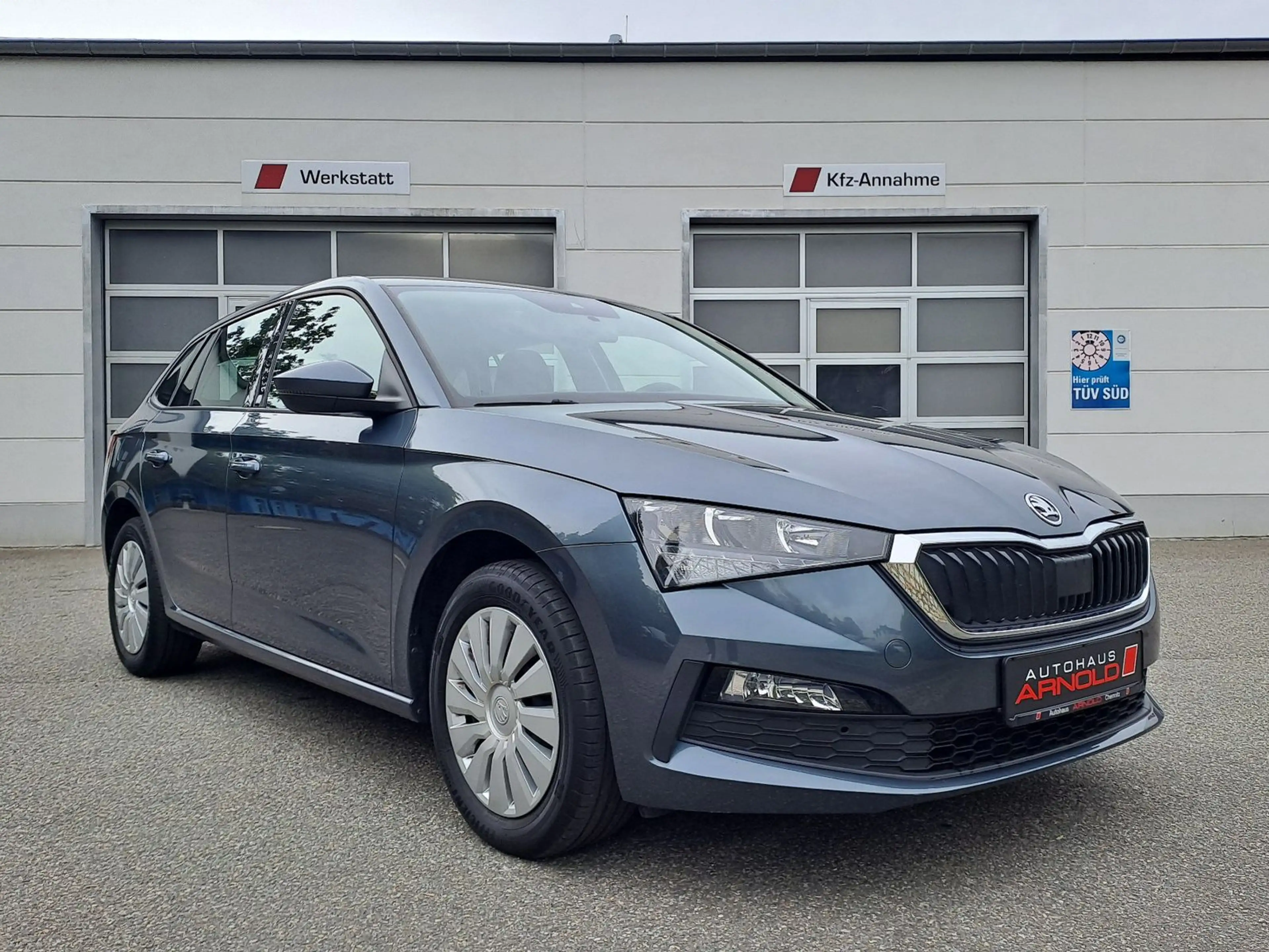 Skoda Scala 1.0 TSI Cool Plus — photo 2