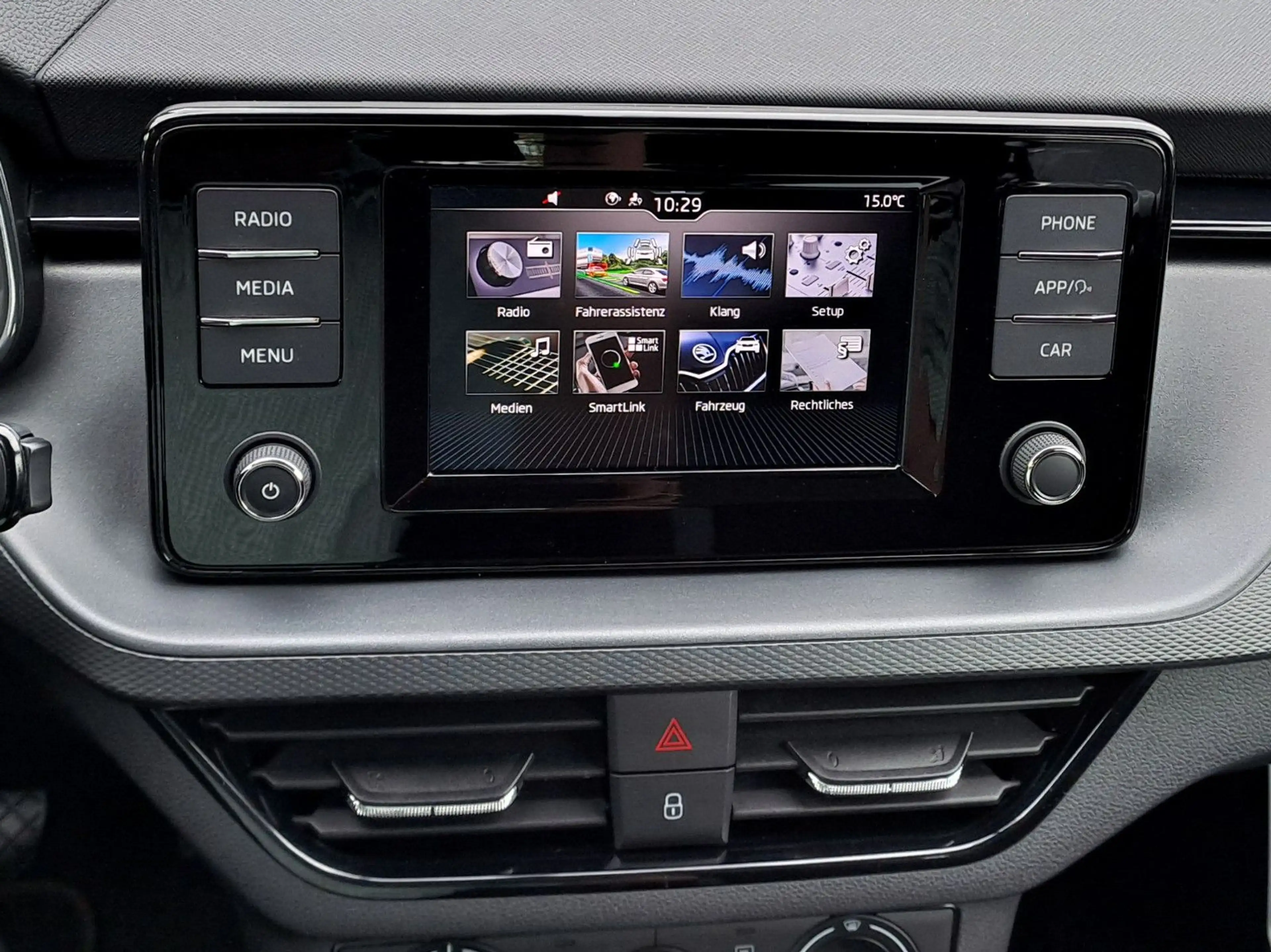 Skoda Scala 1.0 TSI Cool Plus — photo 11