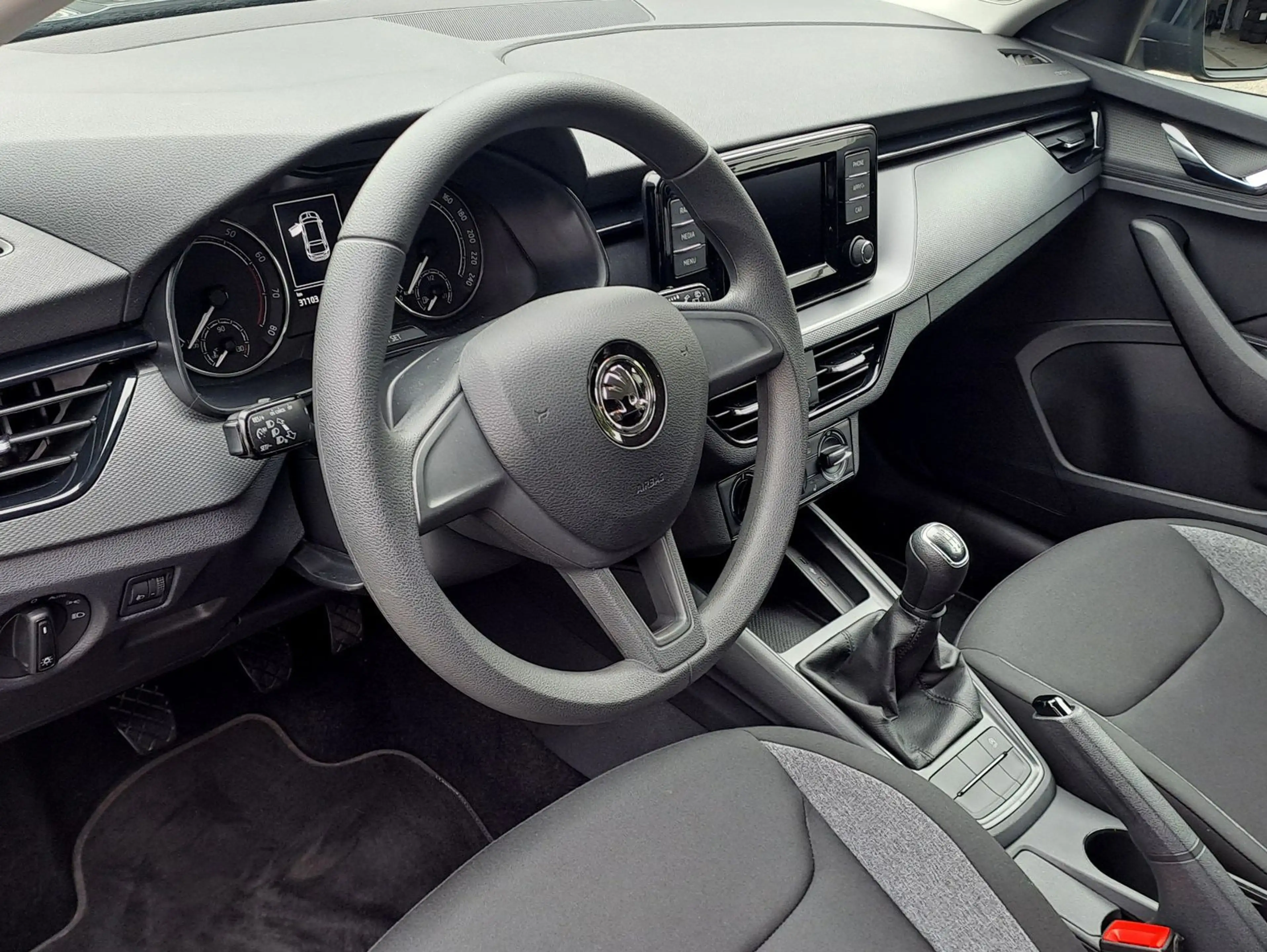 Skoda Scala 1.0 TSI Cool Plus — photo 8