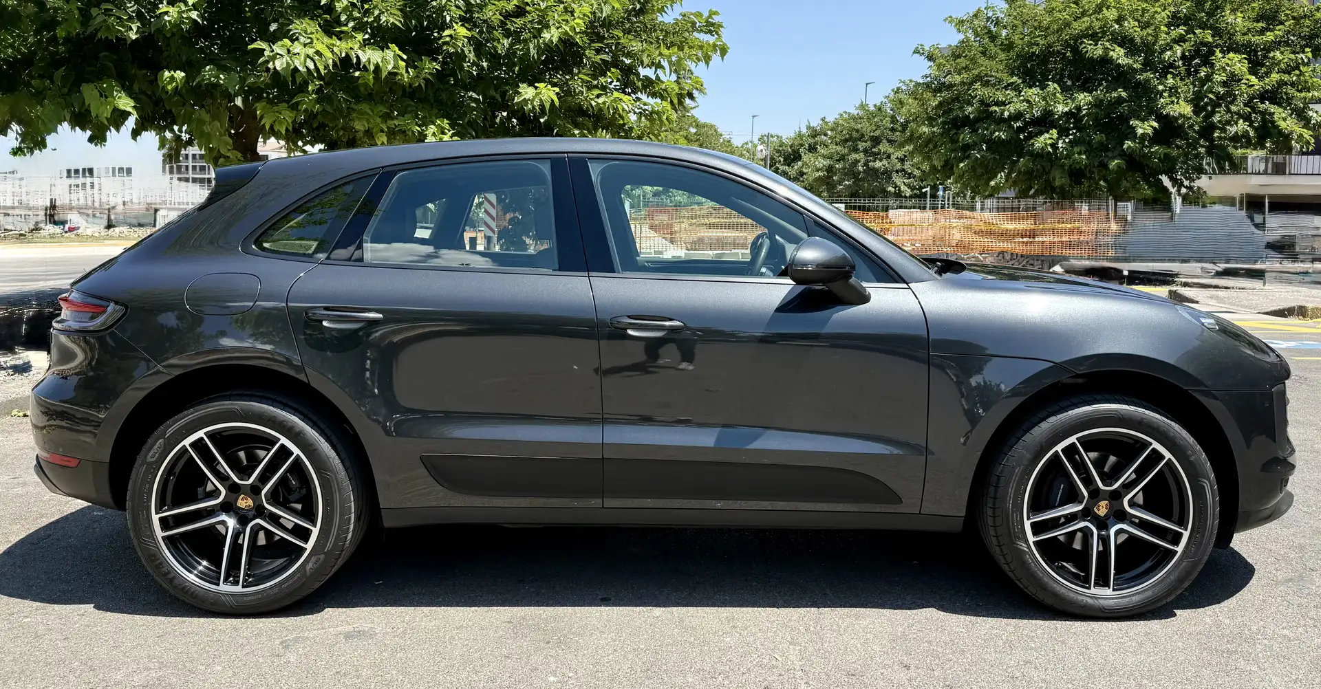Porsche Macan 2.0 245CV Pdk Gris - 2