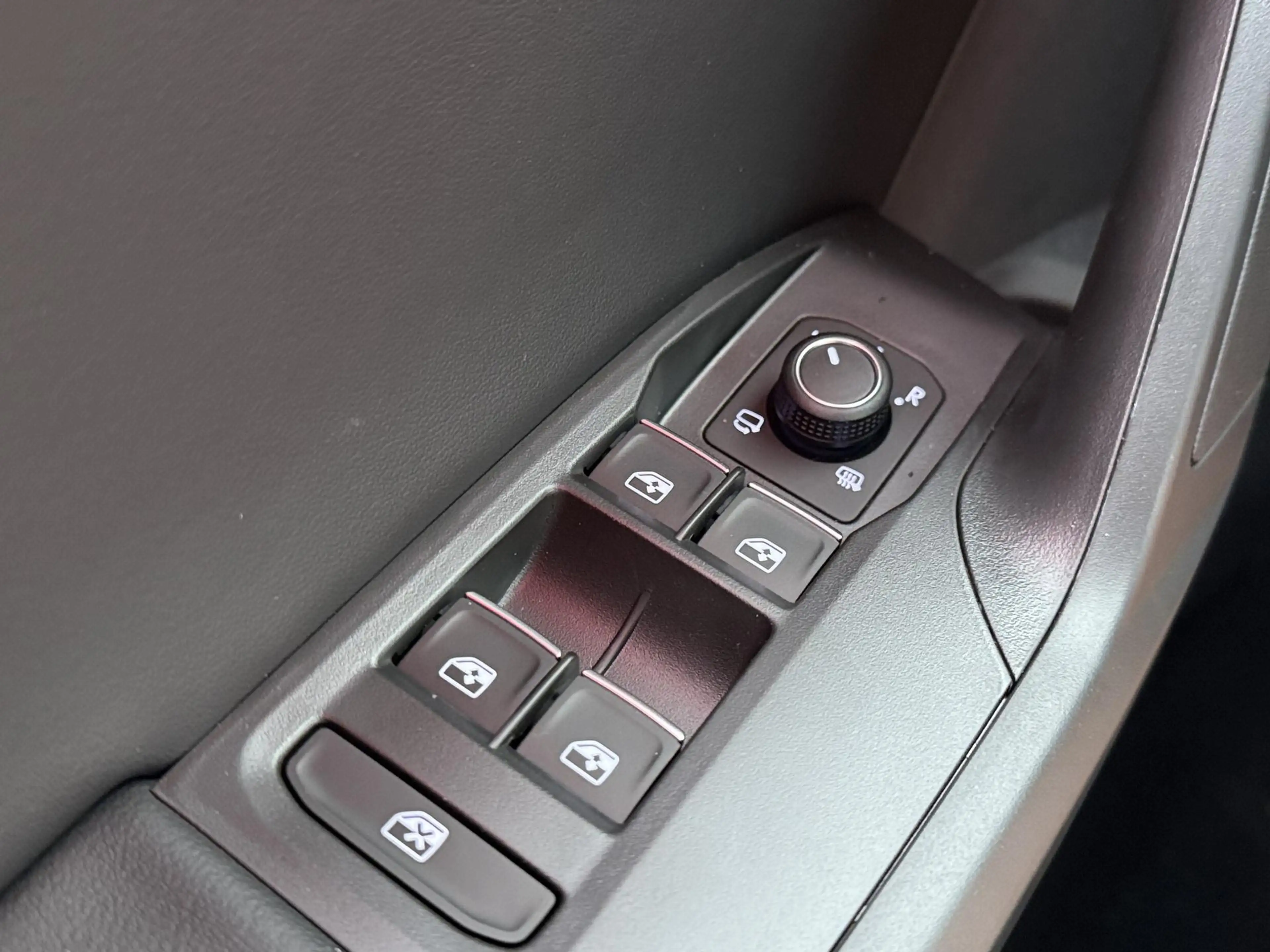 SEAT Leon e-Hybrid Sportstourer 1.5 TSI 204pk DSG FR Business | LED M — photo 13