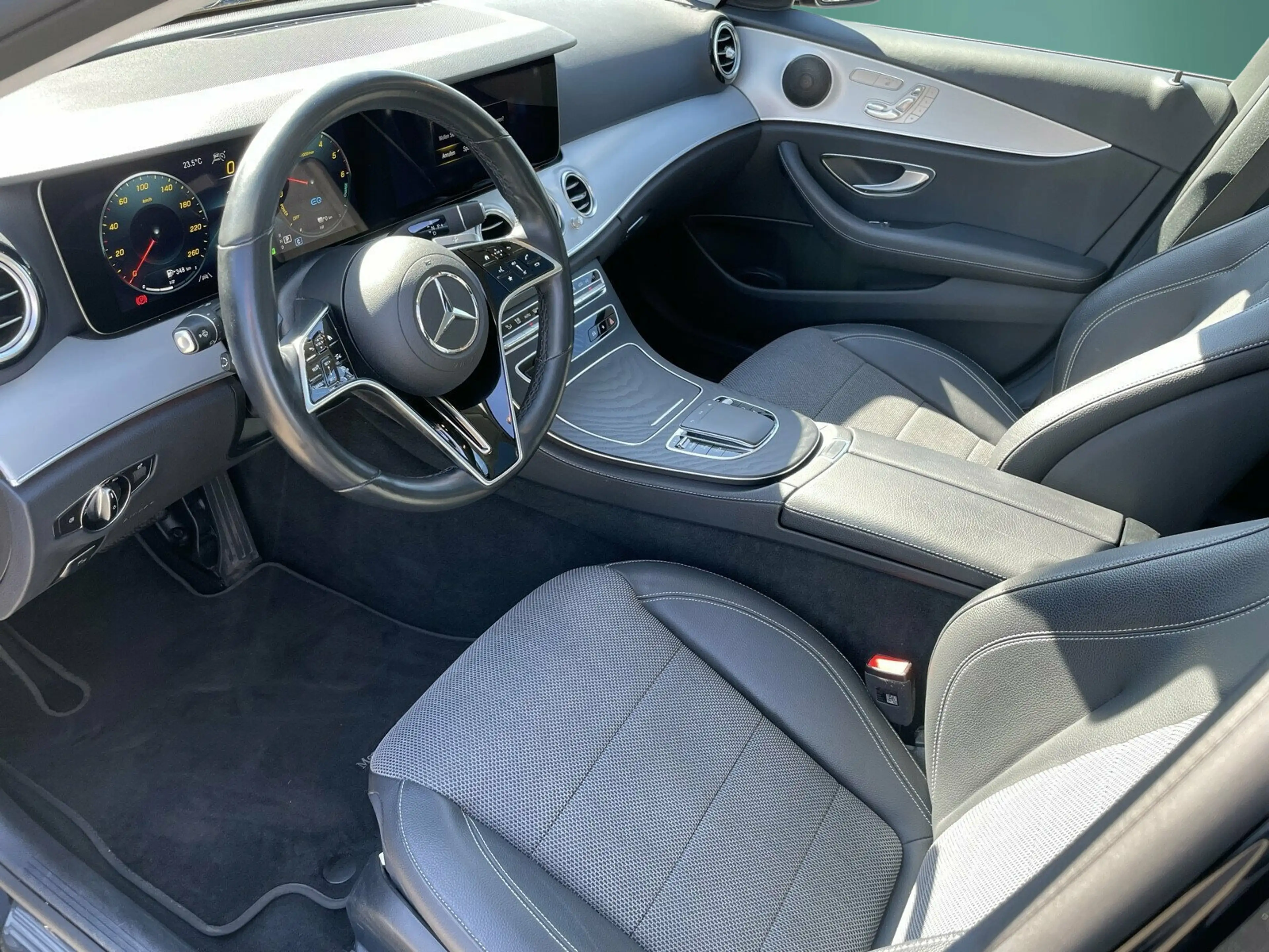 Mercedes-Benz E 300 E 300 de T AVANTGARDE+AHK+DISTRO+PANO+360°+MEMO — photo 10