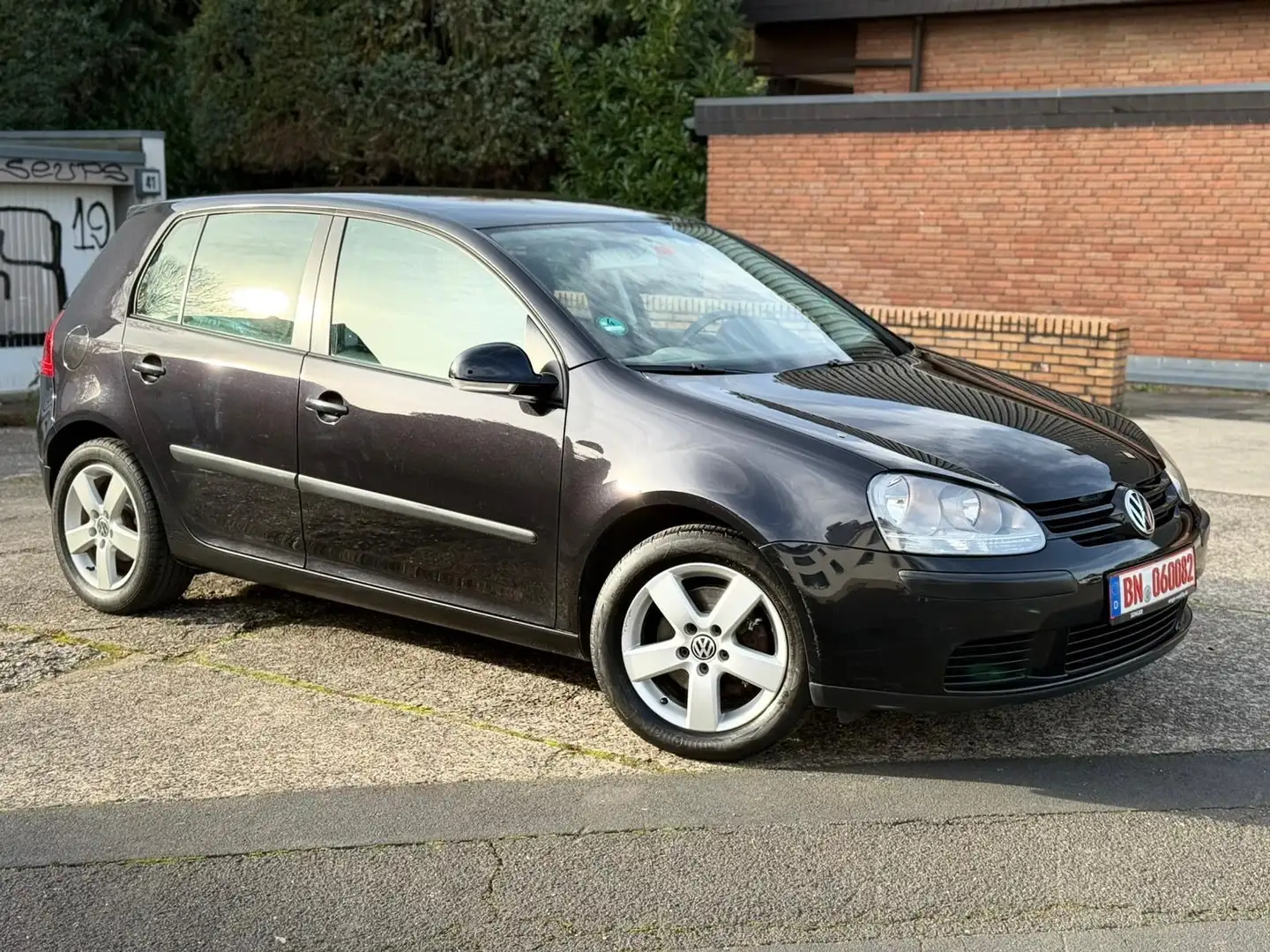 Volkswagen Golf V Lim. Trendline Schwarz - 2