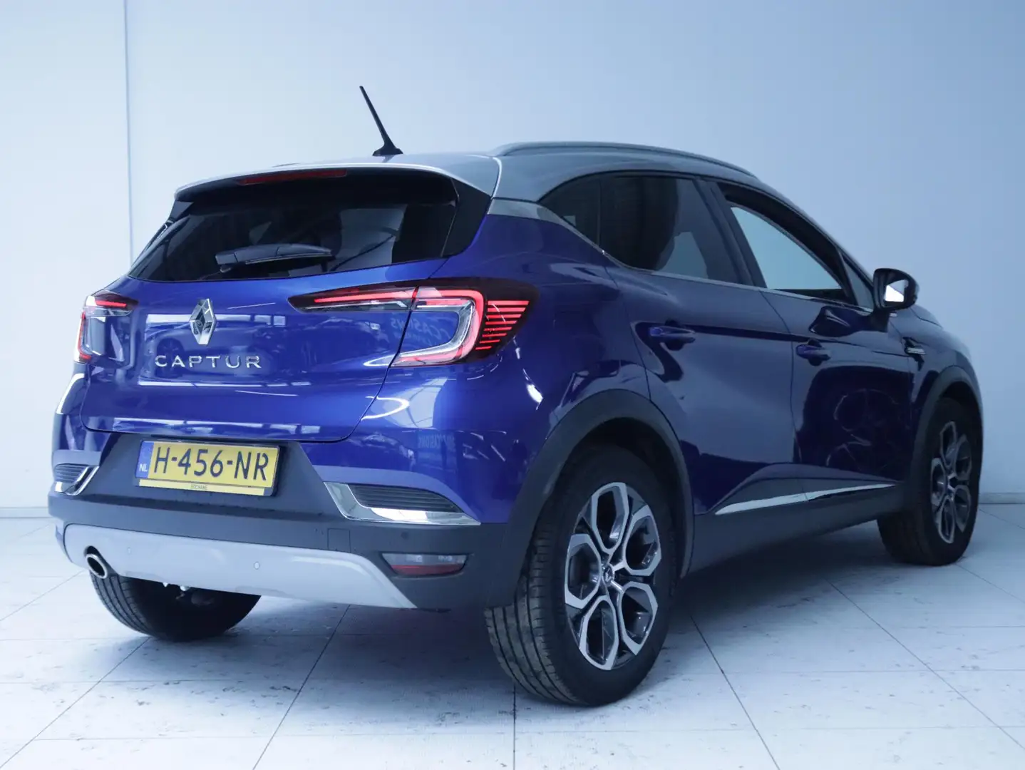 Renault Captur 1.0 TCe 100 Edition One Clima/Navi/Bose Blauw - 2