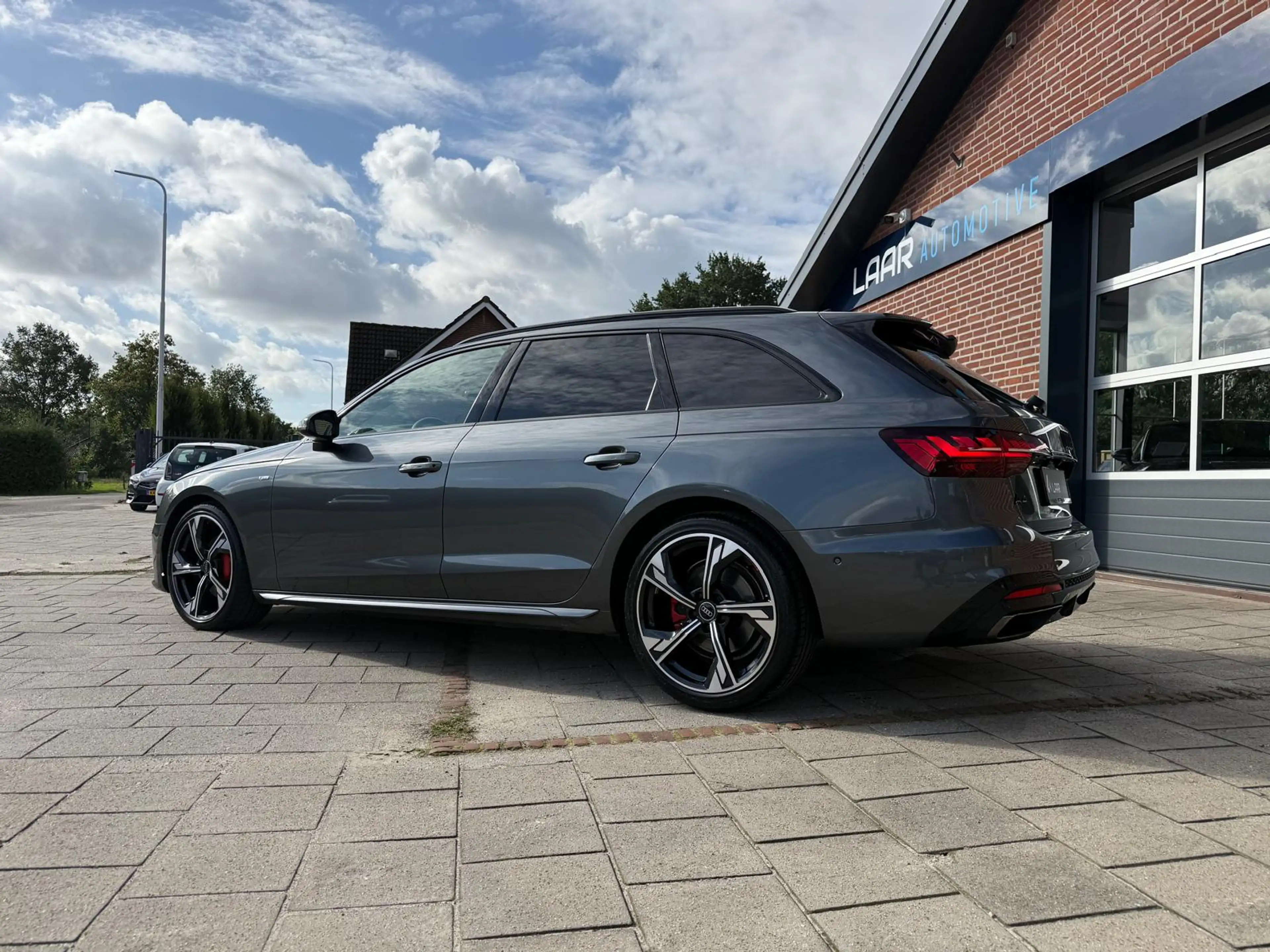 Audi A4 Avant 40 TFSI 204PK S-Line S edition Competition 1 — photo 10