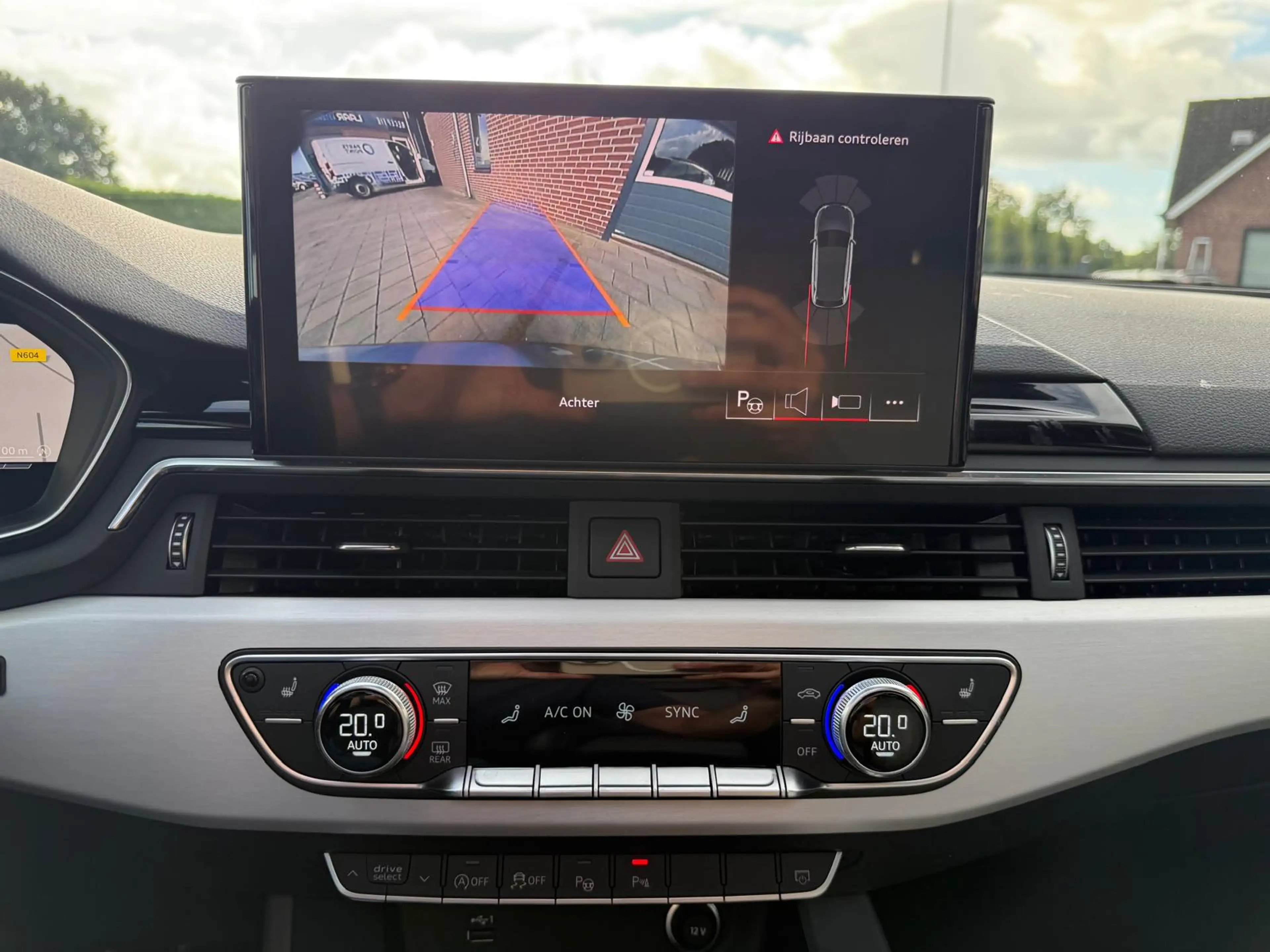 Audi A4 Avant 40 TFSI 204PK S-Line S edition Competition 1 — photo 36