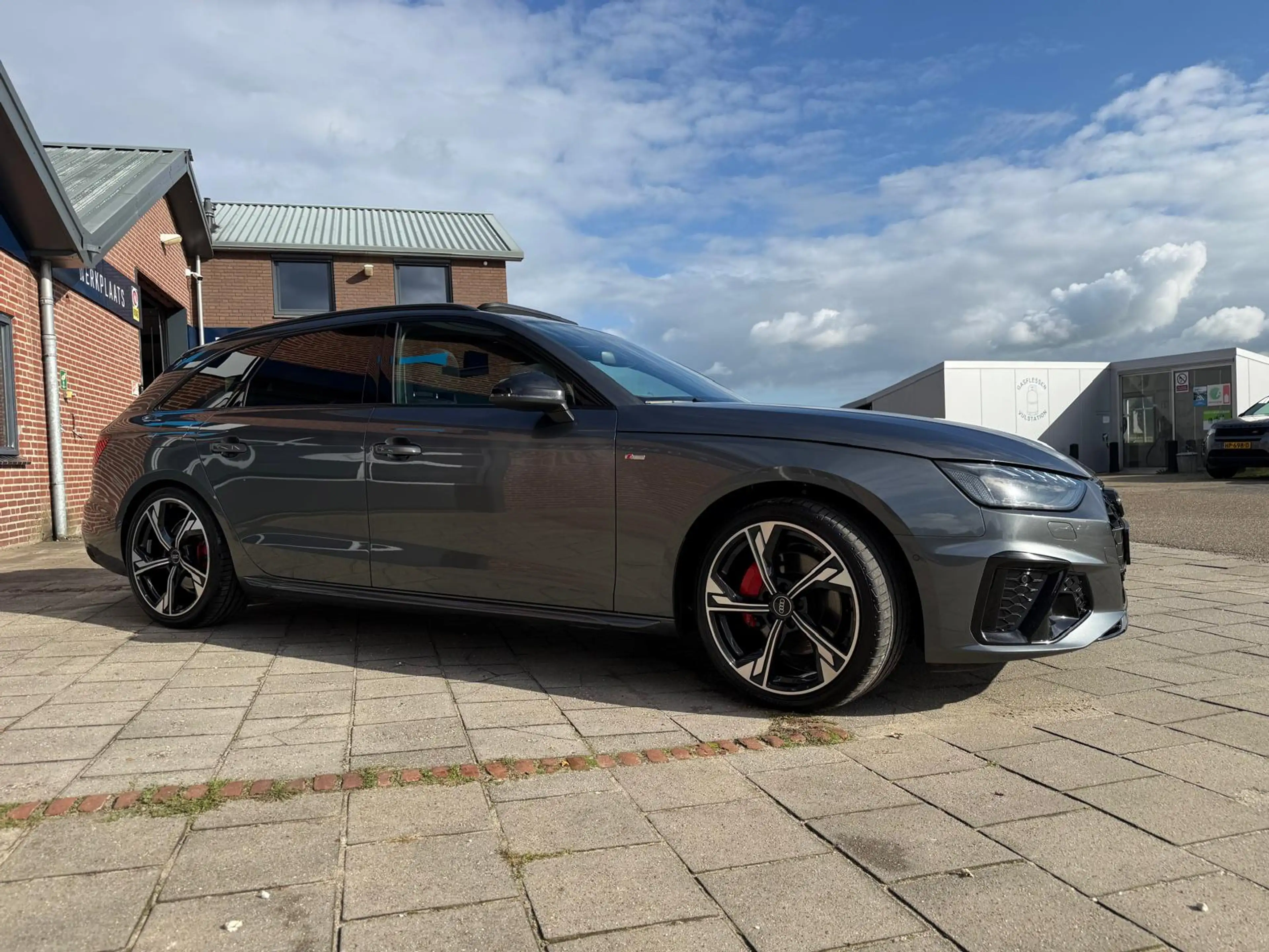 Audi A4 Avant 40 TFSI 204PK S-Line S edition Competition 1 — photo 5