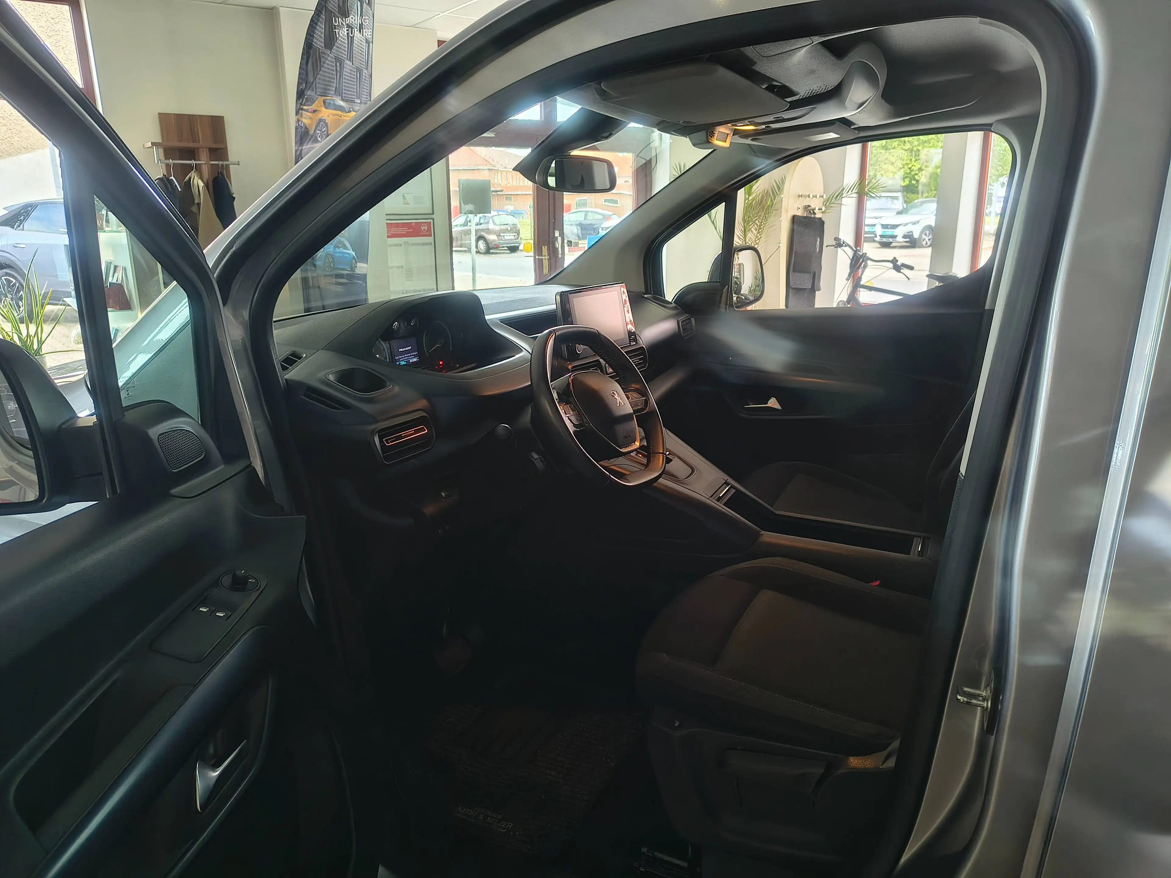 Peugeot Rifter Allure Elektromotor L1 — photo 5