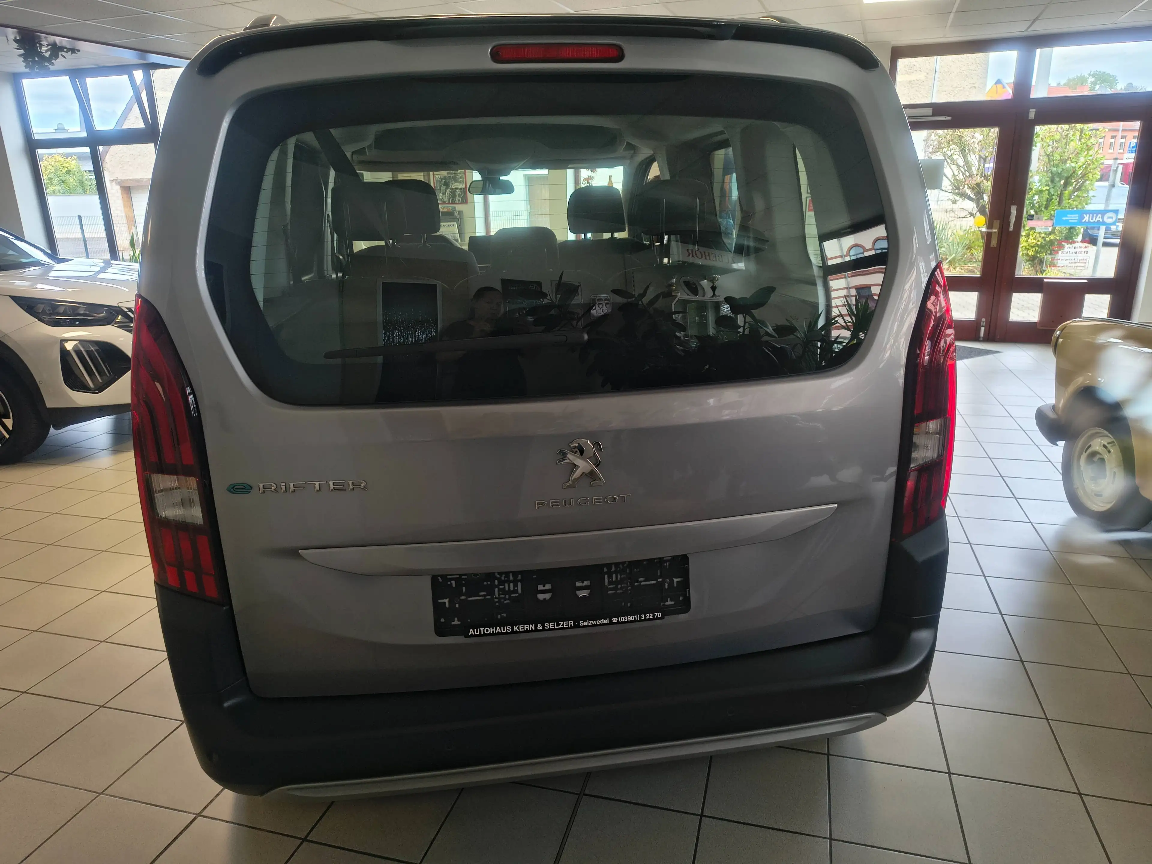 Peugeot Rifter Allure Elektromotor L1 — photo 4