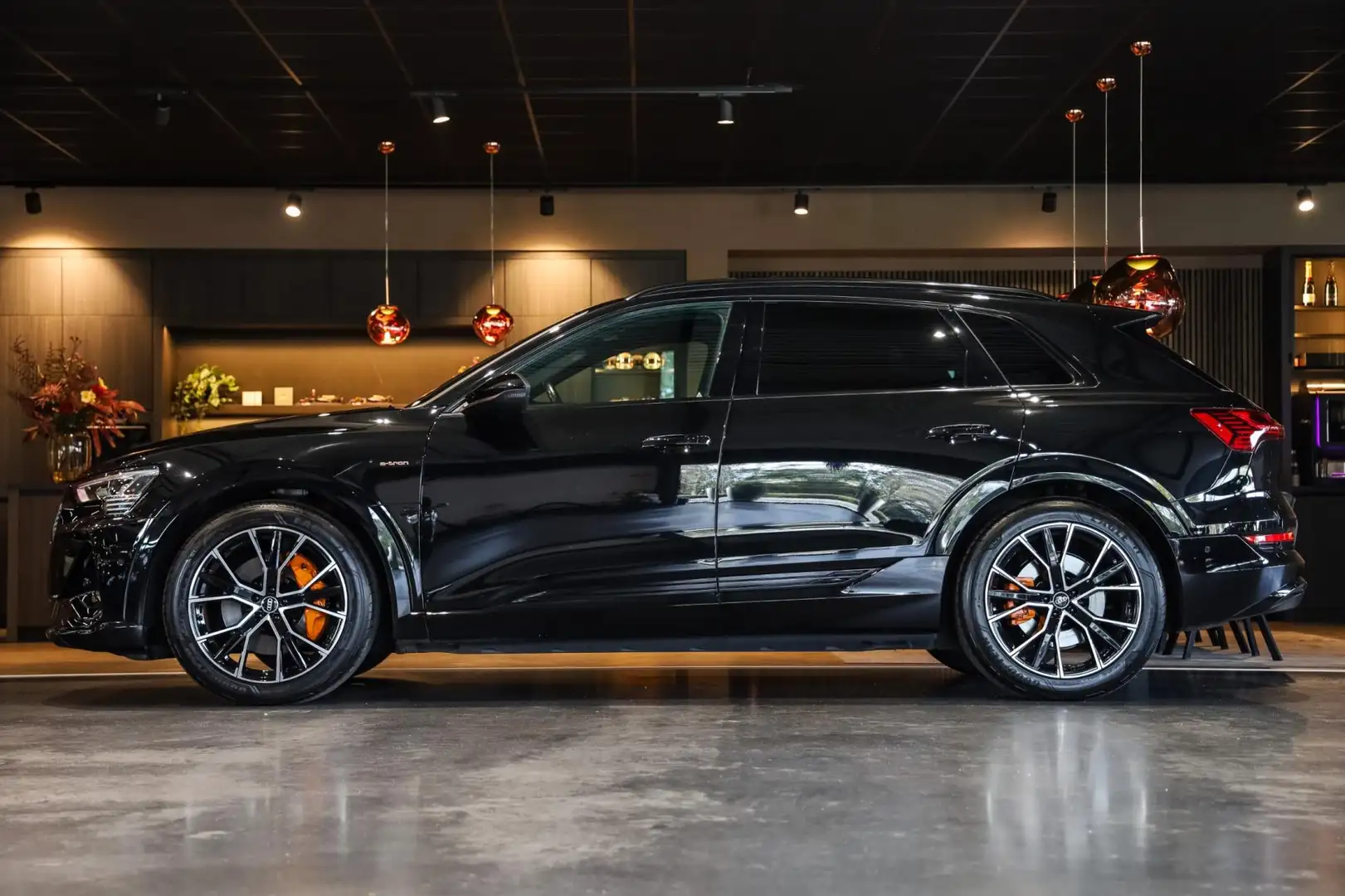 Audi e-tron 55 Quattro S edition, 408 PK, Pano/Dak, S/Line/In/ Noir - 2