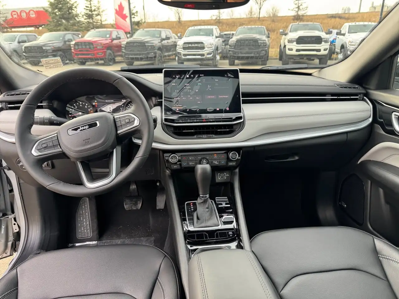 Jeep Compass снимка Jeep Compass